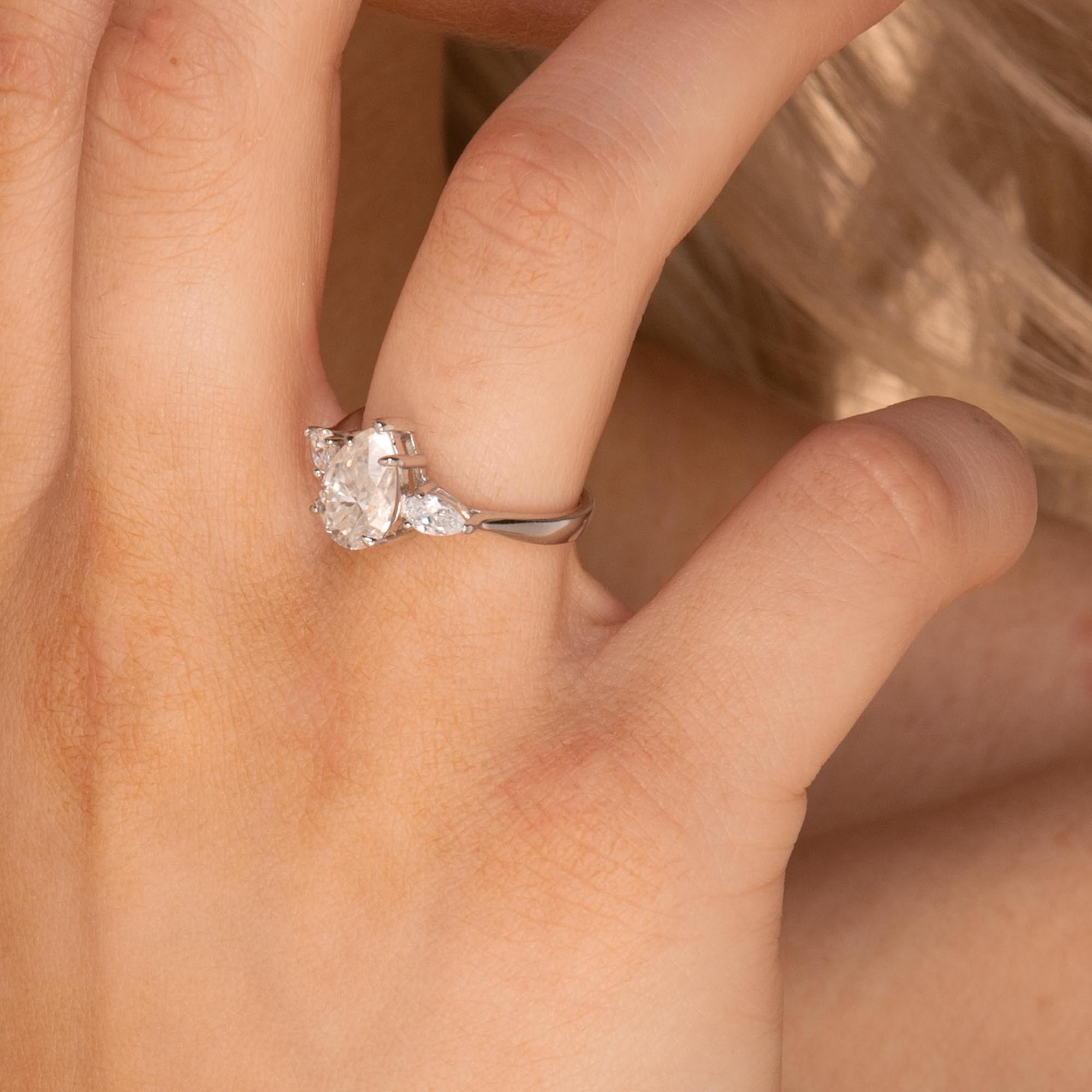 1.0 ct Teardrop Moissanite Diamond Ring - Camile & Stone