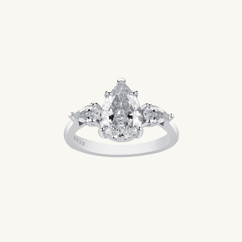 1.0 ct Teardrop Moissanite Diamond Ring - Camile & Stone