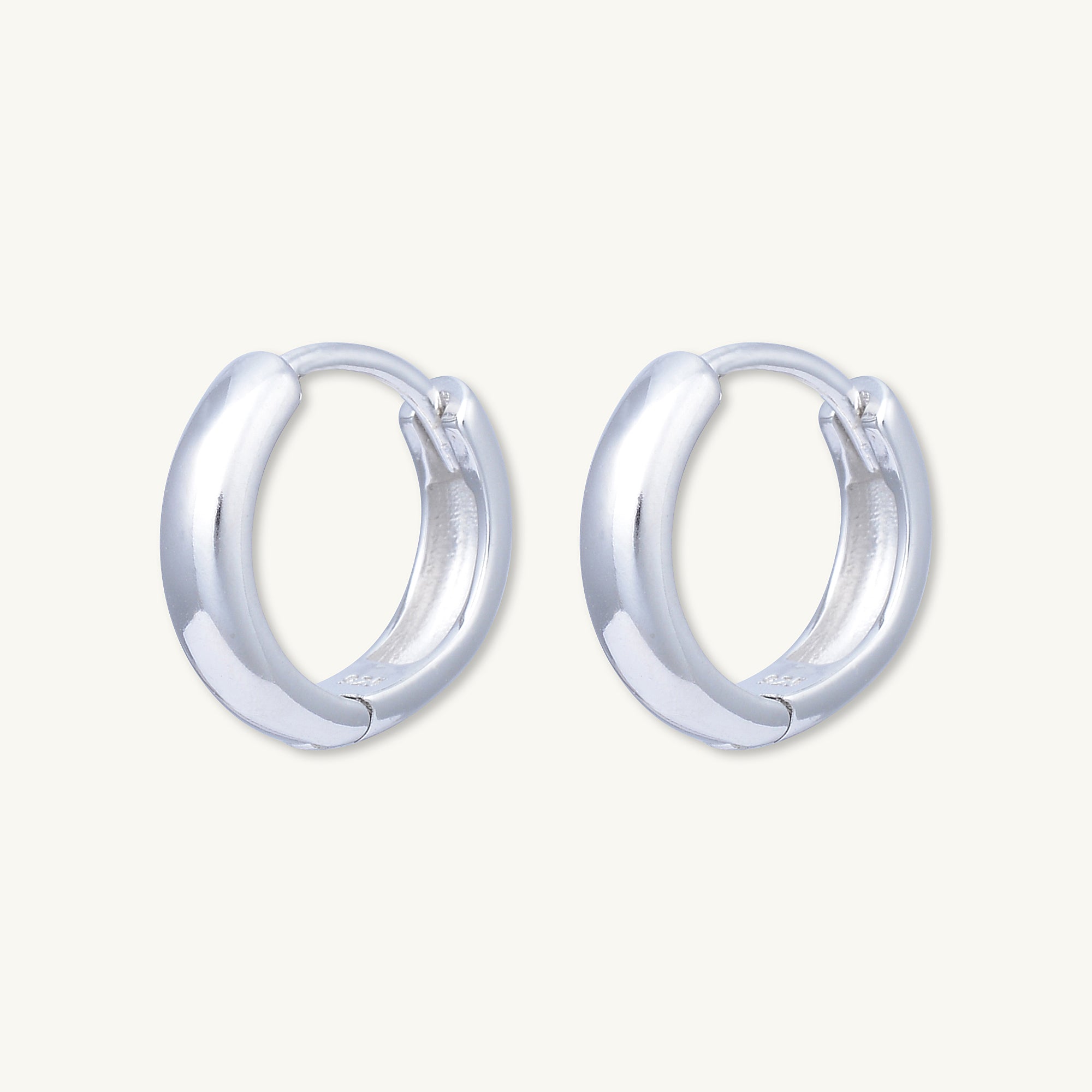 Basic Small Huggie Hoop Earrings - Camile & Stone