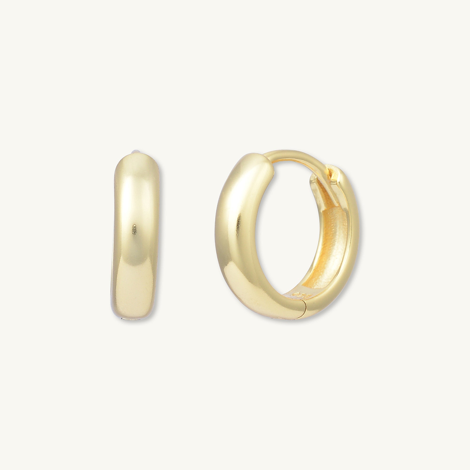 Basic Small Huggie Hoop Earrings - Camile & Stone