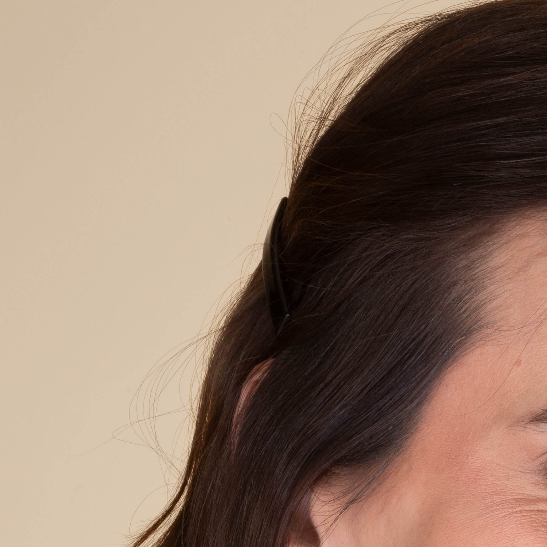 Black Bar French Small Hair Clip - Camile & Stone