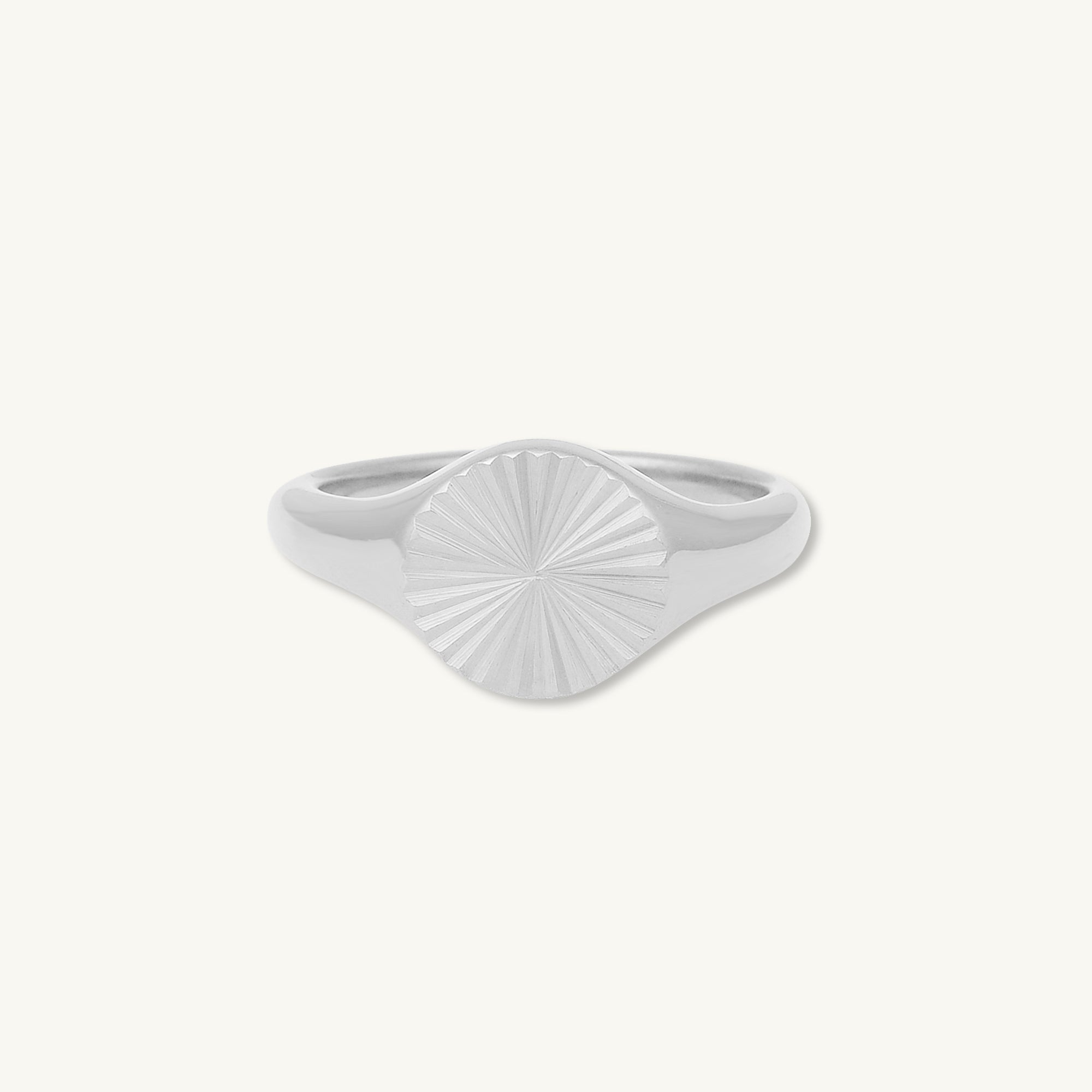 Boho Disc Signet Ring - Camile & Stone