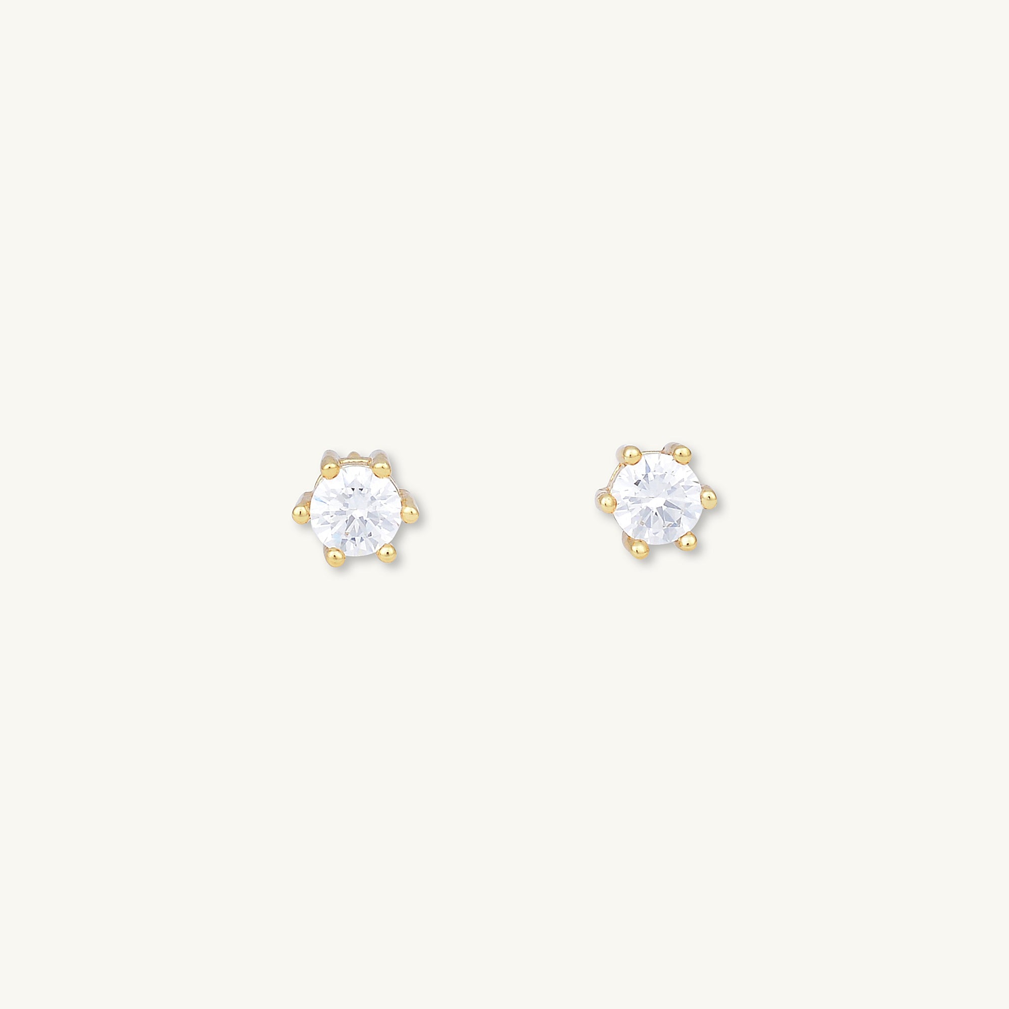 Classic 6 Claw Sapphire Stud Earrings - Camile & Stone
