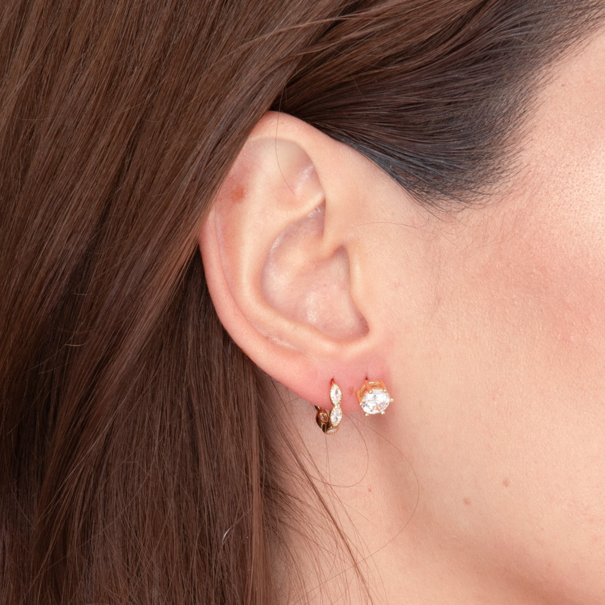 Classic 6 Claw Sapphire Stud Earrings - Camile & Stone