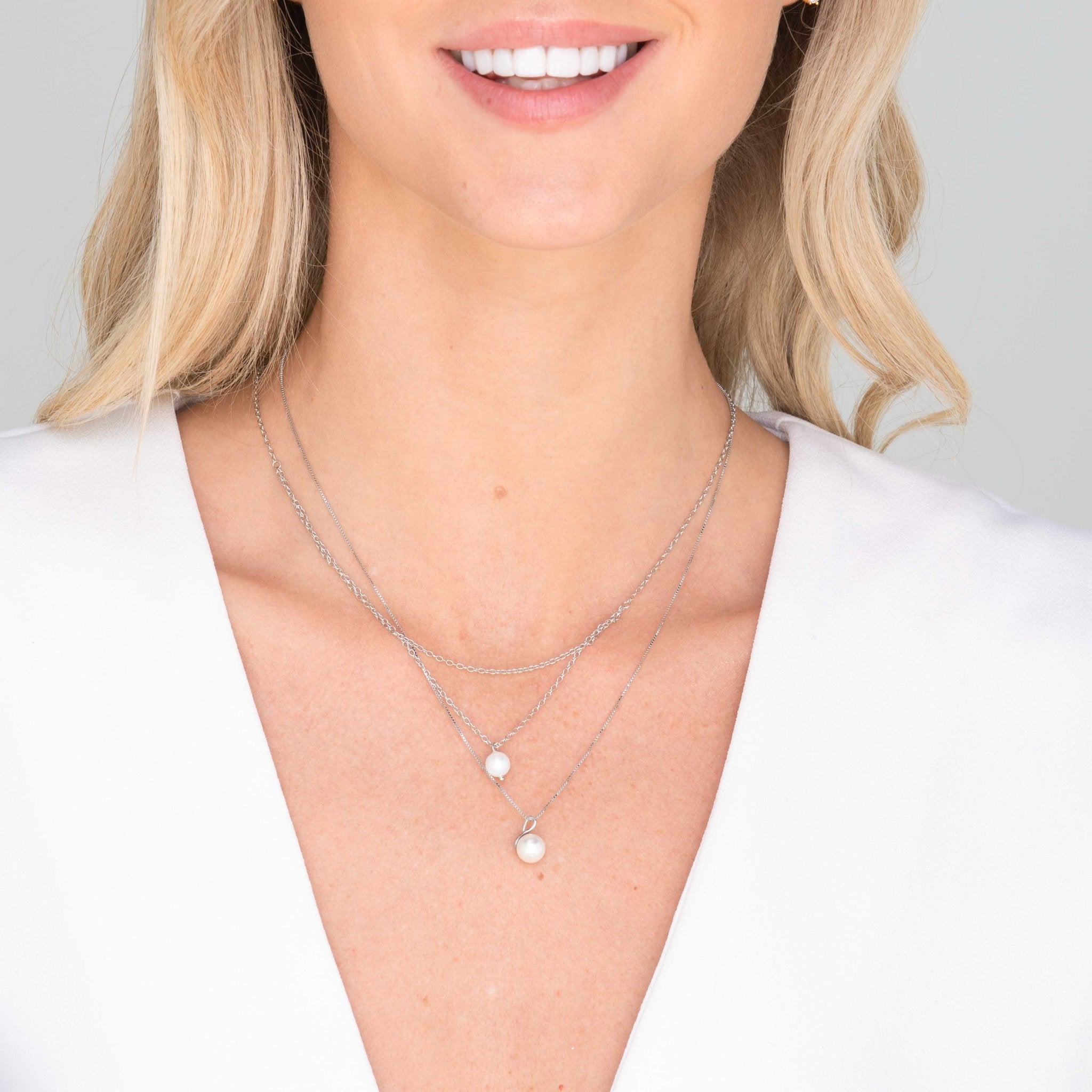 Classic Freshwater Pearl Drop Necklace - Camile & Stone