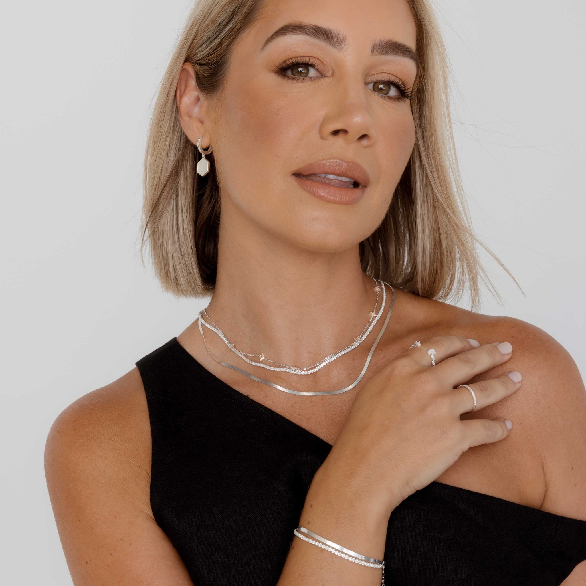 Classic Herringbone Chain Necklace - Camile & Stone