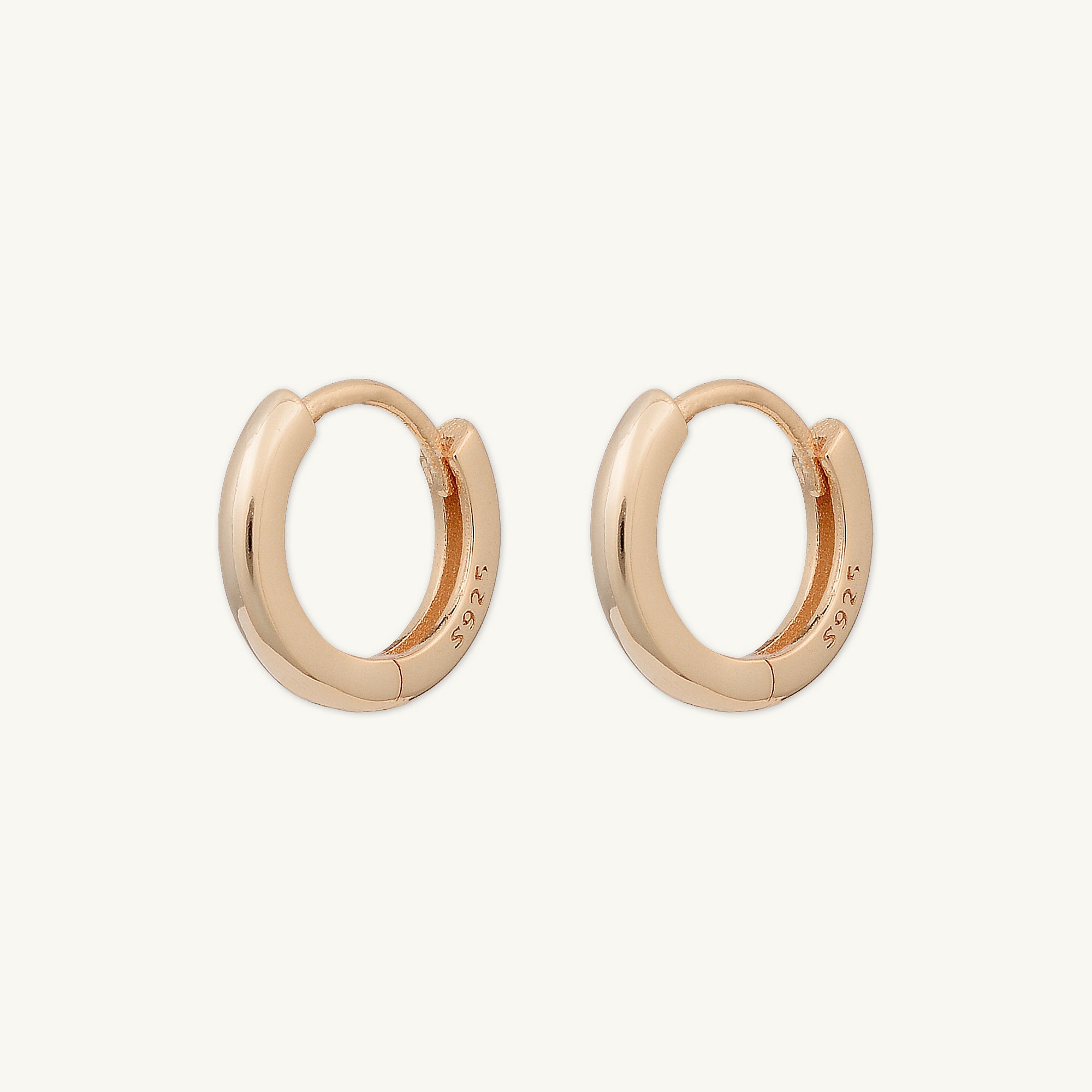 Classic Huggie Hoop Earrings - Camile & Stone