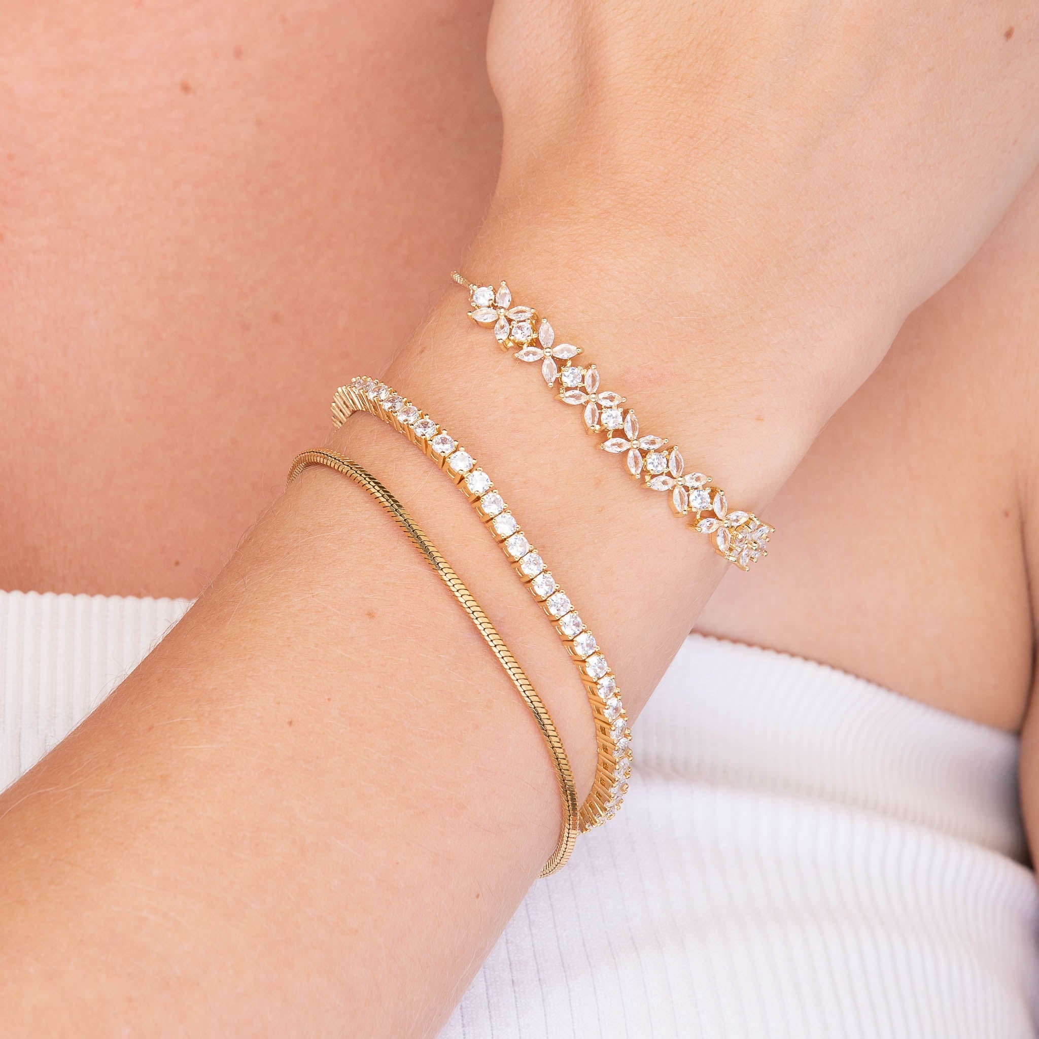 Clover Marquise Tennis Chain Bracelet - Camile & Stone