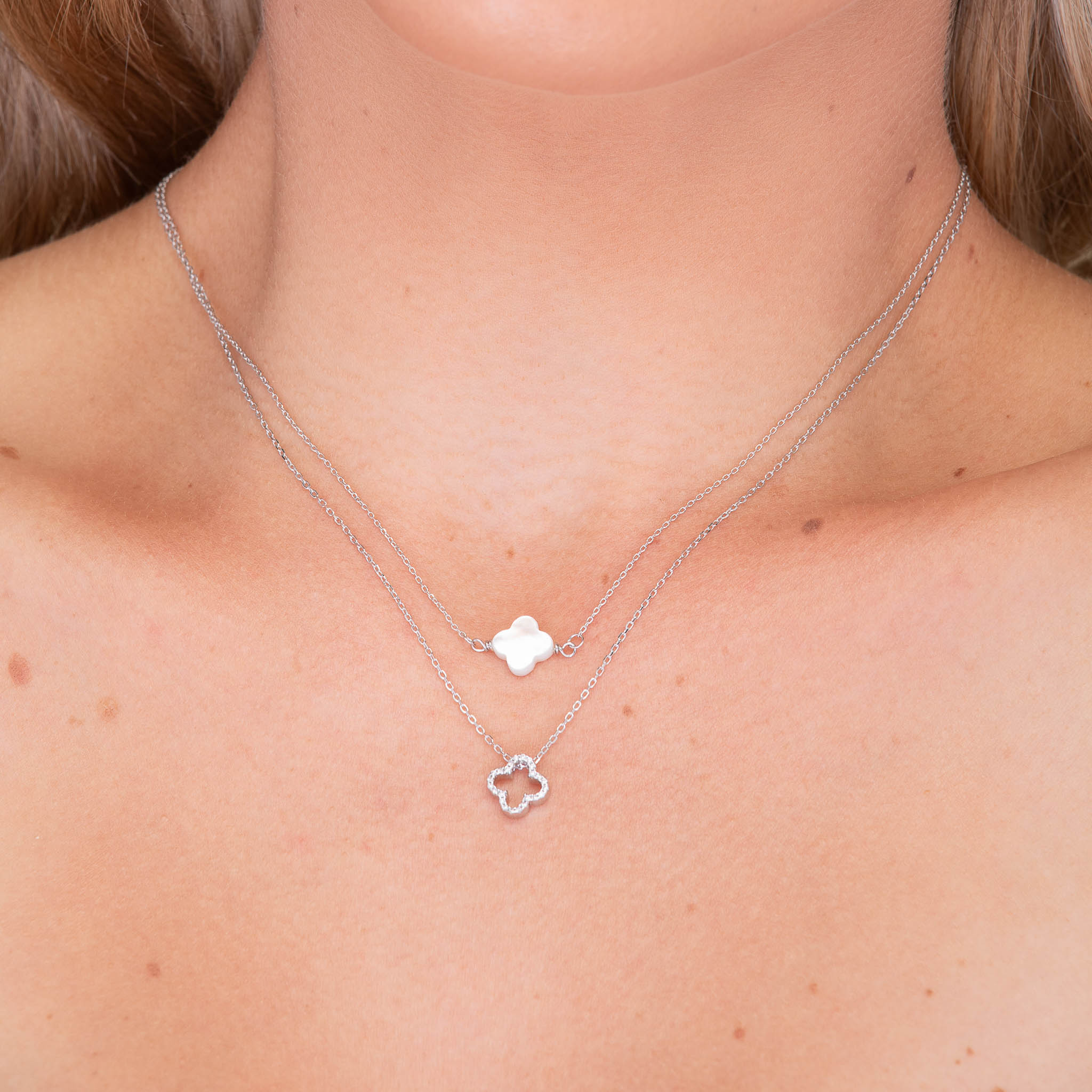 Clover MOP Pendant Necklace - Camile & Stone