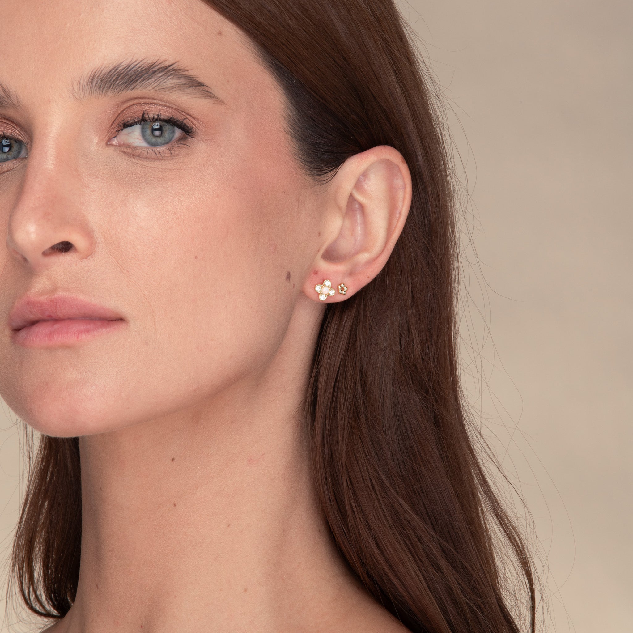 Clover Opal Zirconia Stud Earrings - Camile & Stone