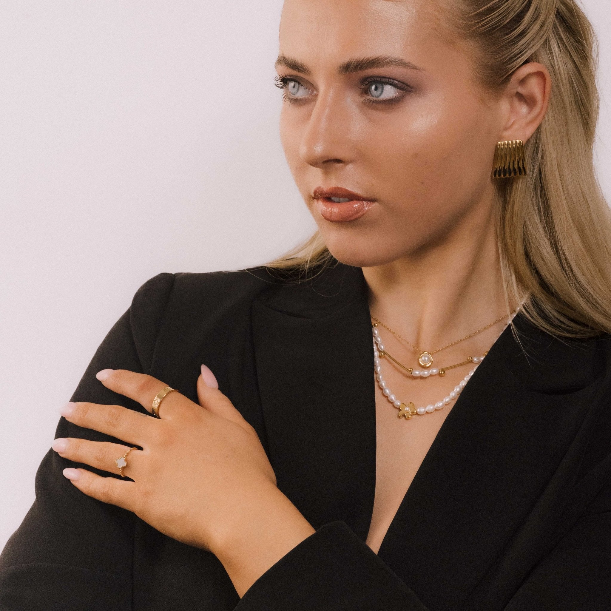 Clover Pearl Twist Stacker Ring - Camile & Stone