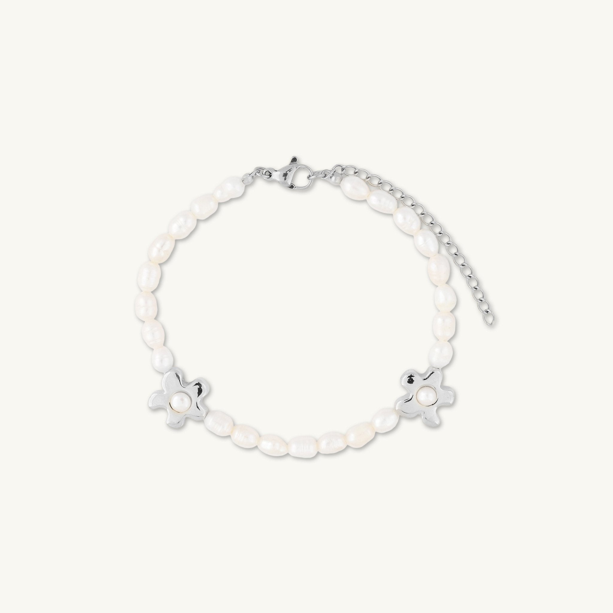 Daisy Flower Freshwater Pearl Bracelet - Camile & Stone