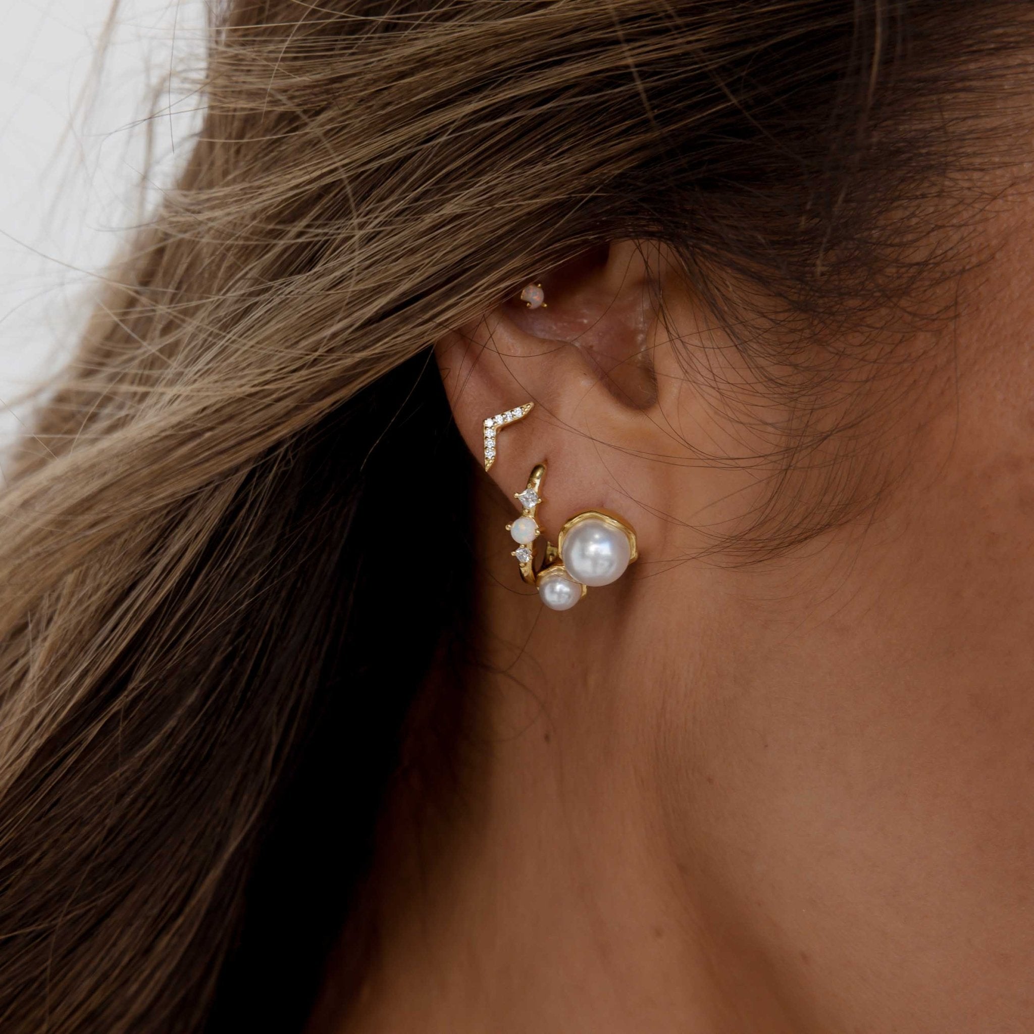 Double Pearl Stud Earrings - Camile & Stone