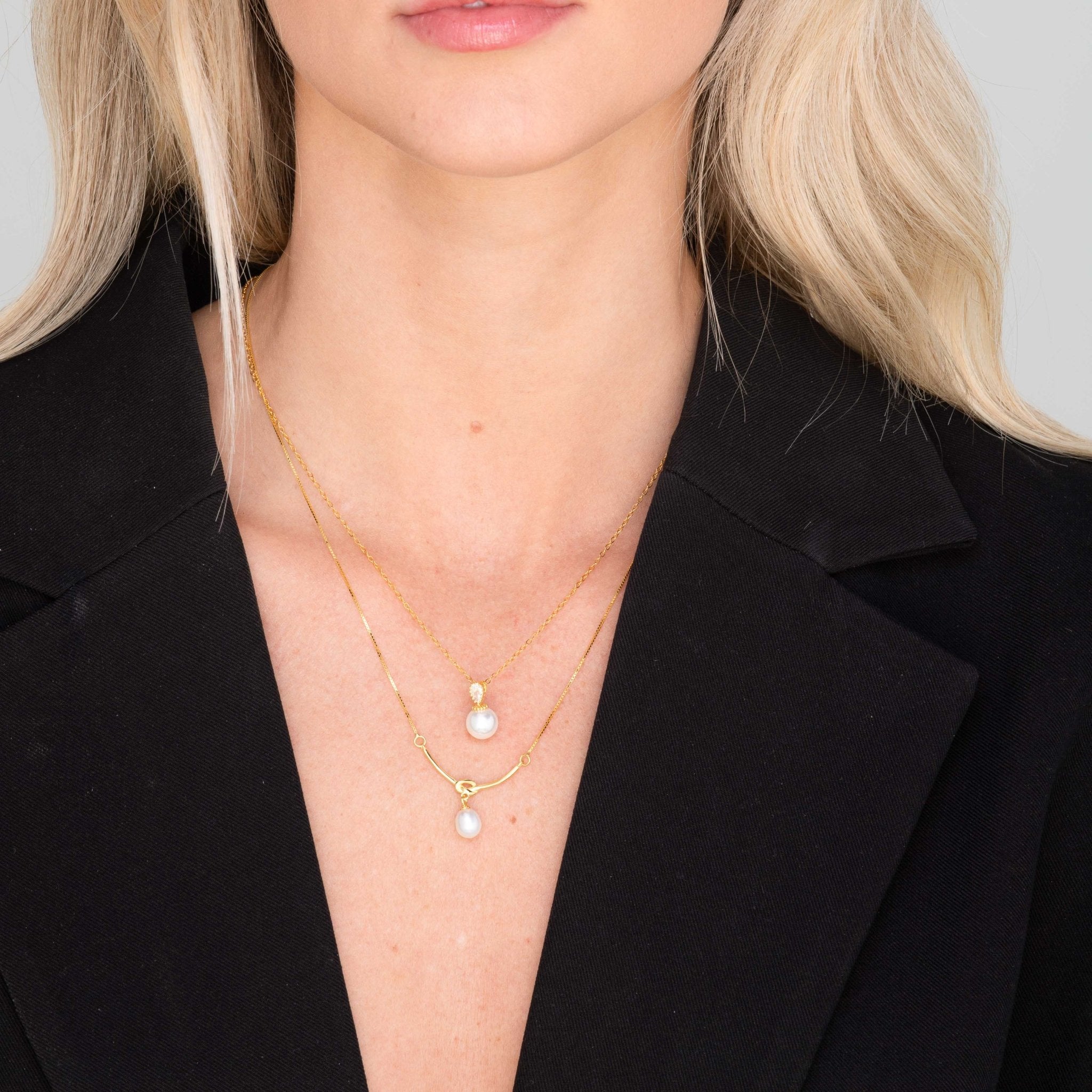 Freshwater Pearl Teardrop Necklace - Camile & Stone