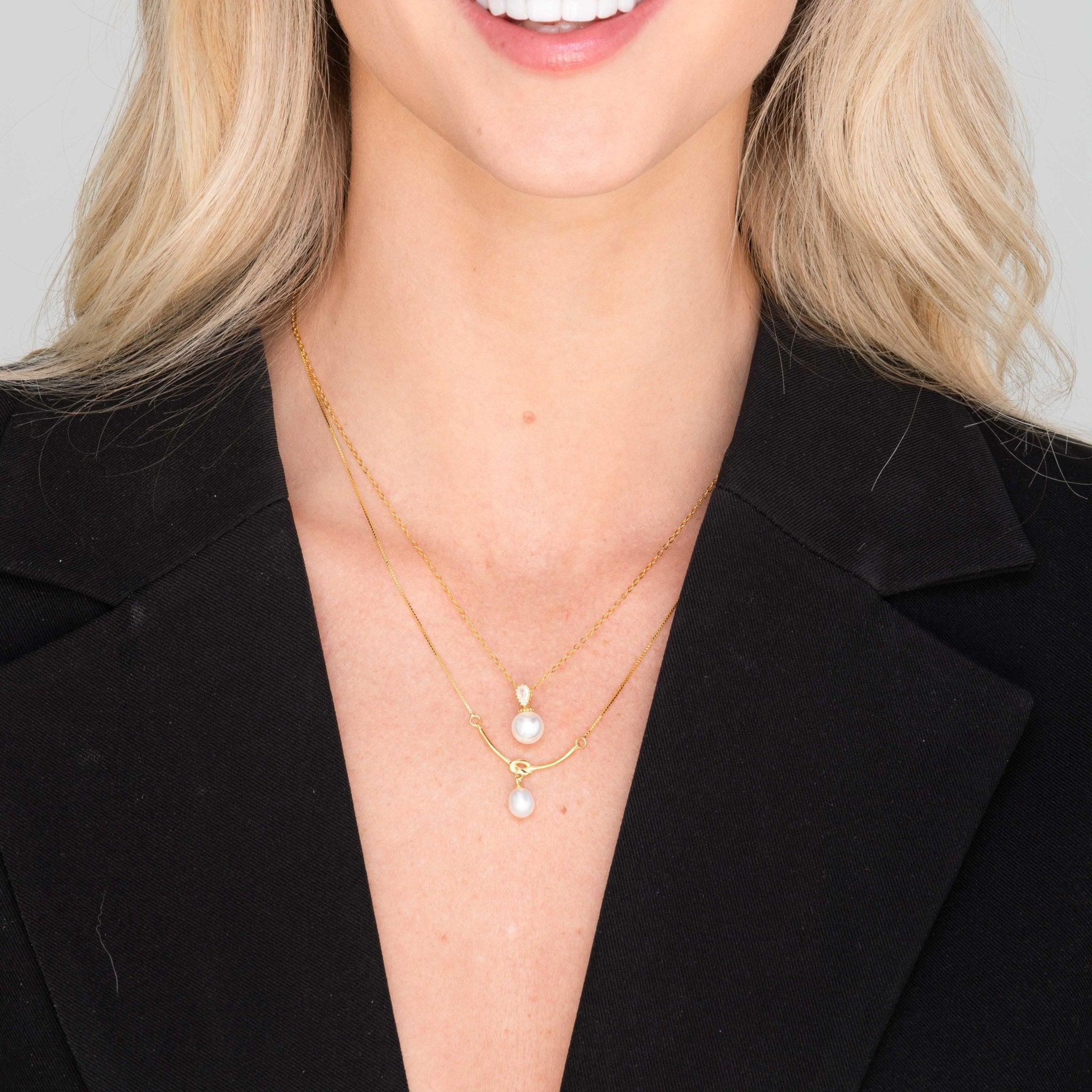 Freshwater Pearl Teardrop Necklace - Camile & Stone