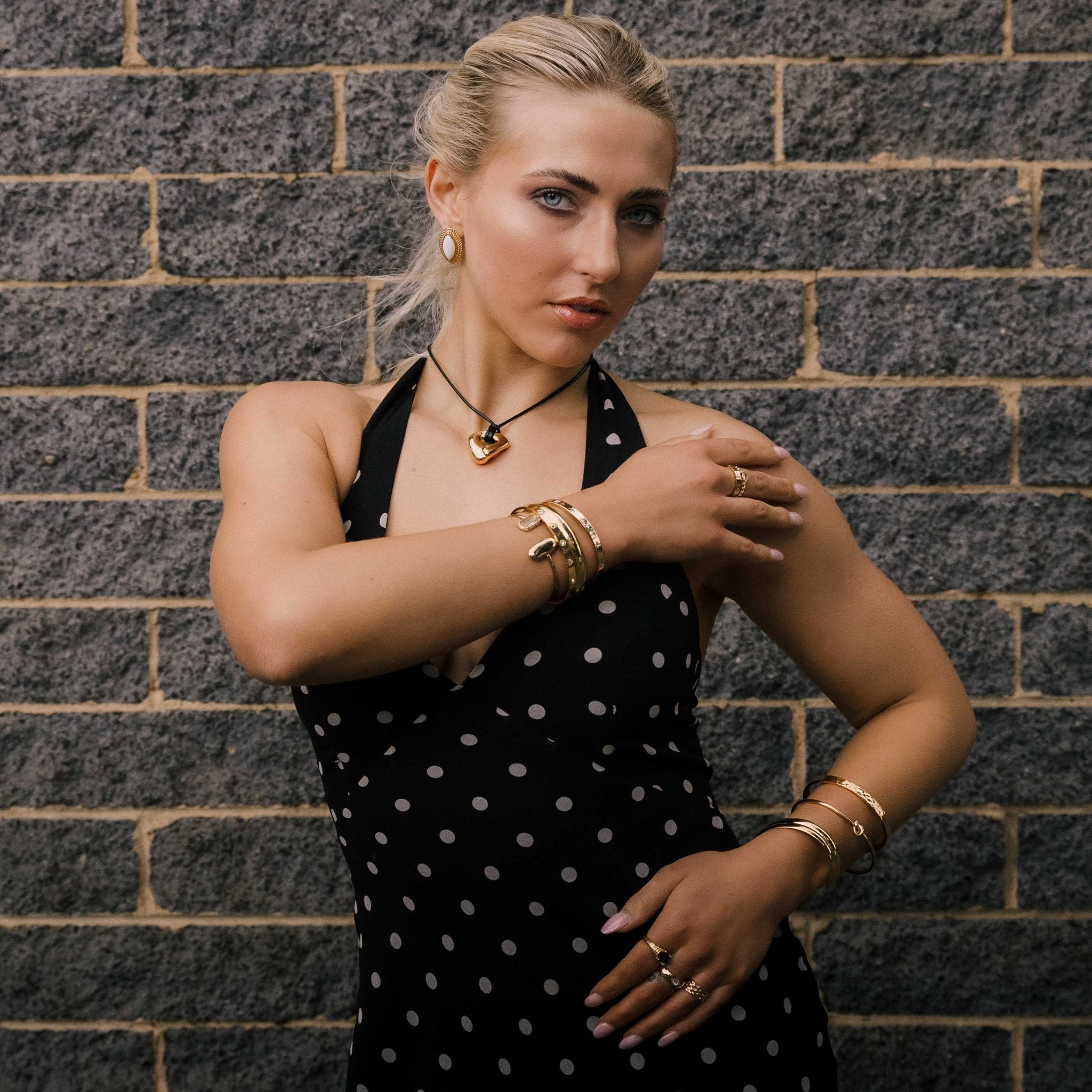 Gia Circle Cord Necklace - Camile & Stone