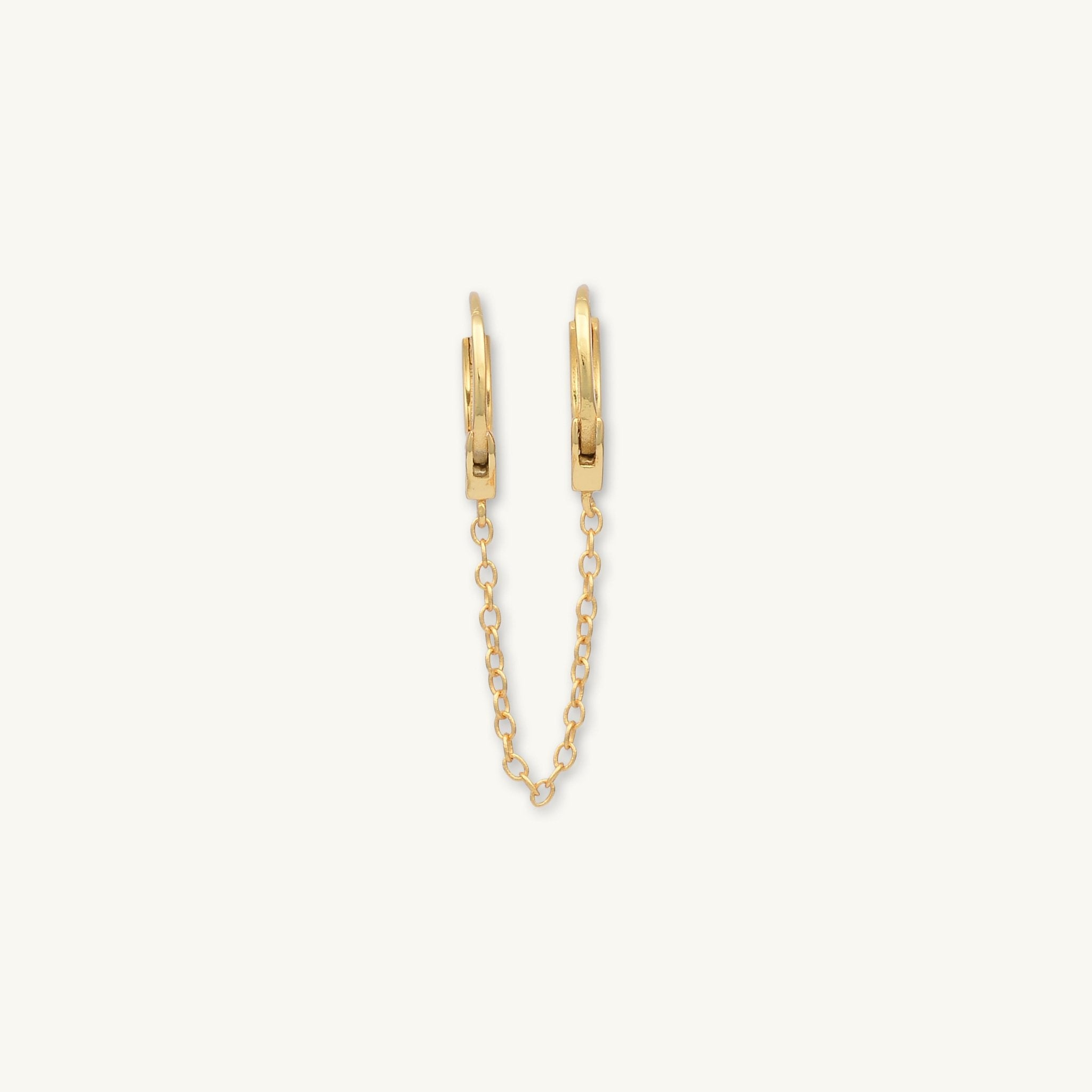 Handcuff Dangling Chain Huggie Single Earring - Camile & Stone