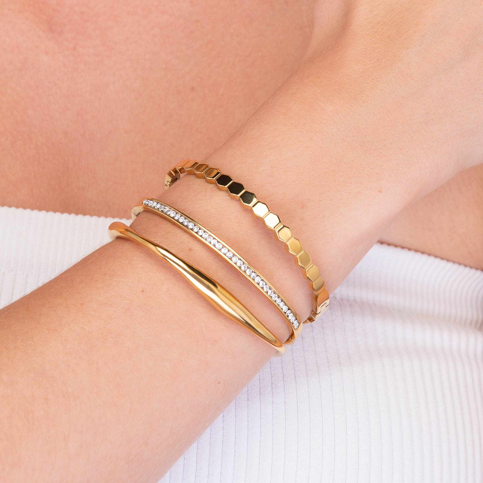 Honeycomb Hinged Bangle Bracelet - Camile & Stone