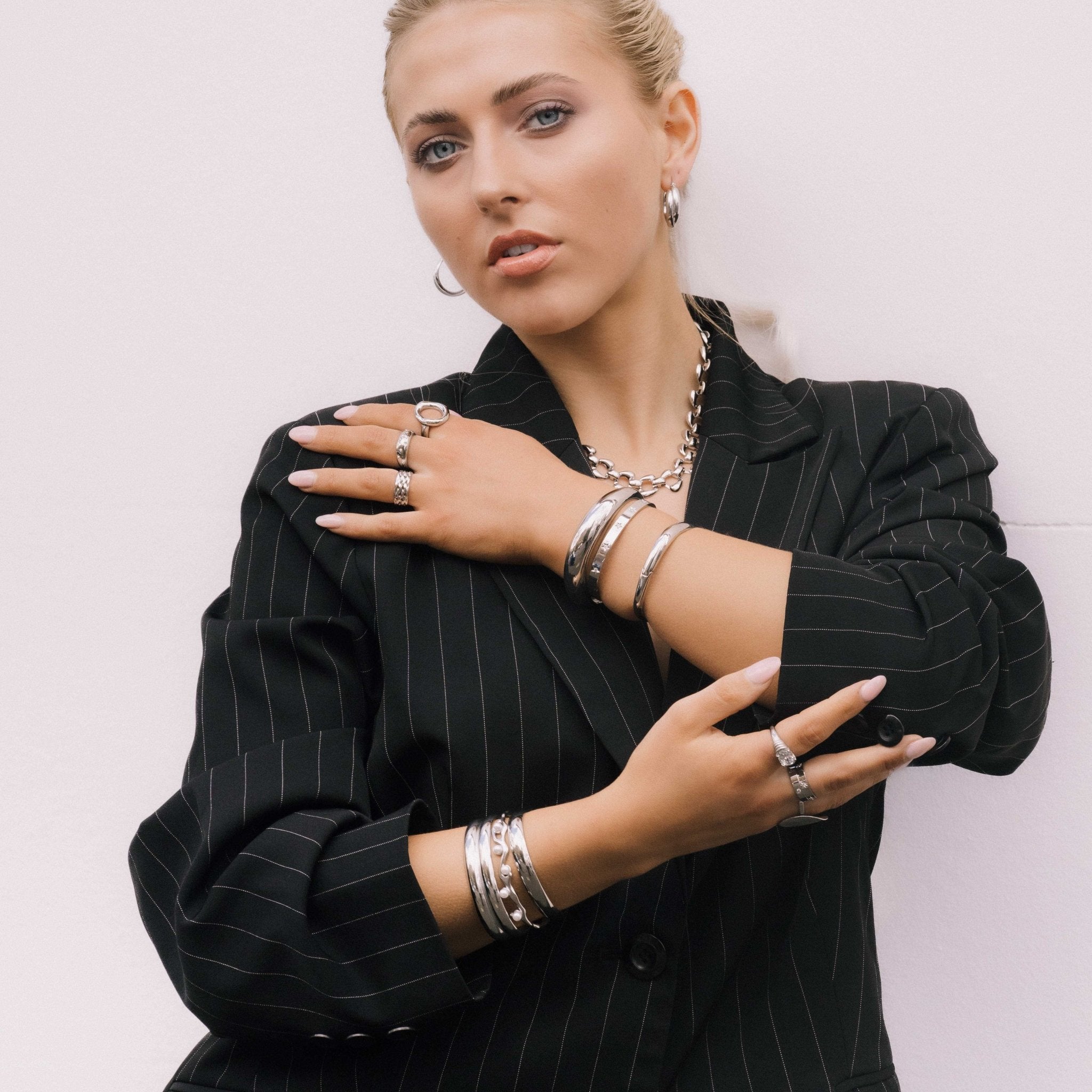 Jordan Twist Statement Hoop Earrings - Camile & Stone