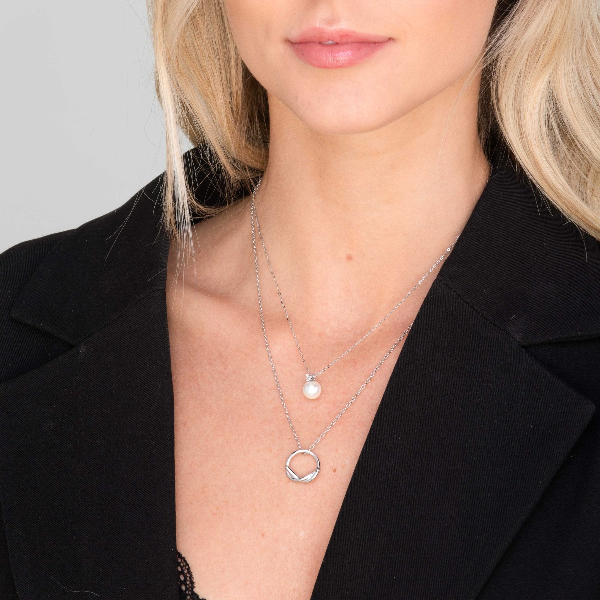 Love Knot Chain Necklace - Camile & Stone