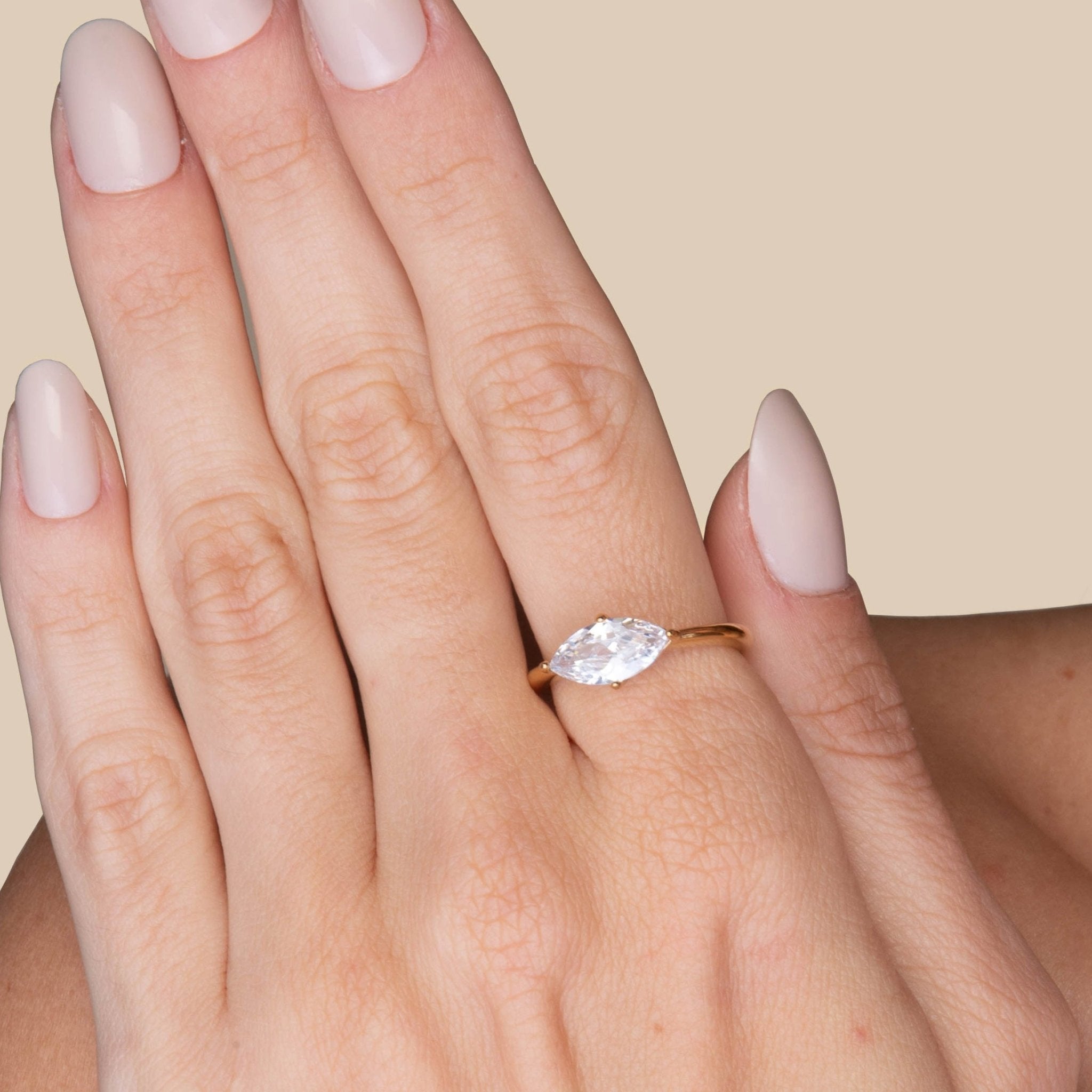 Marquise Eye Sapphire Ring - Camile & Stone