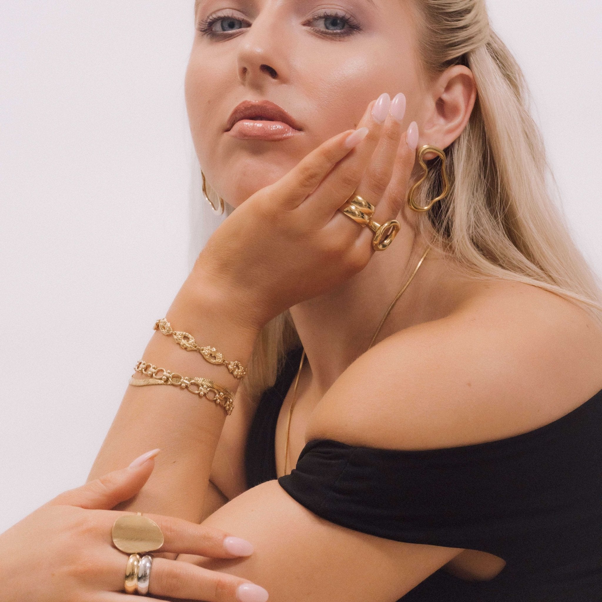 Molten Oval Chain Bracelet - Camile & Stone