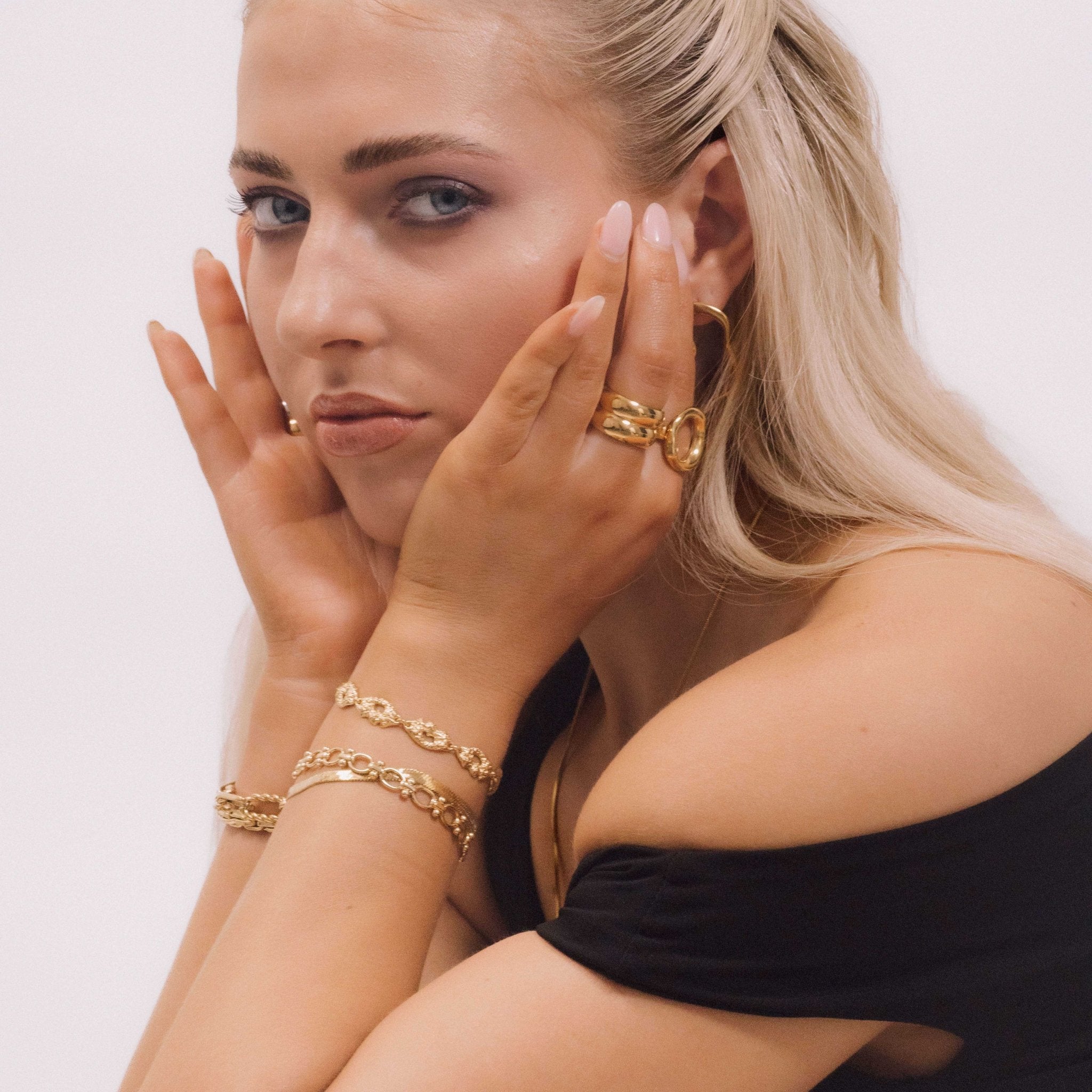Molten Oval Chain Bracelet - Camile & Stone