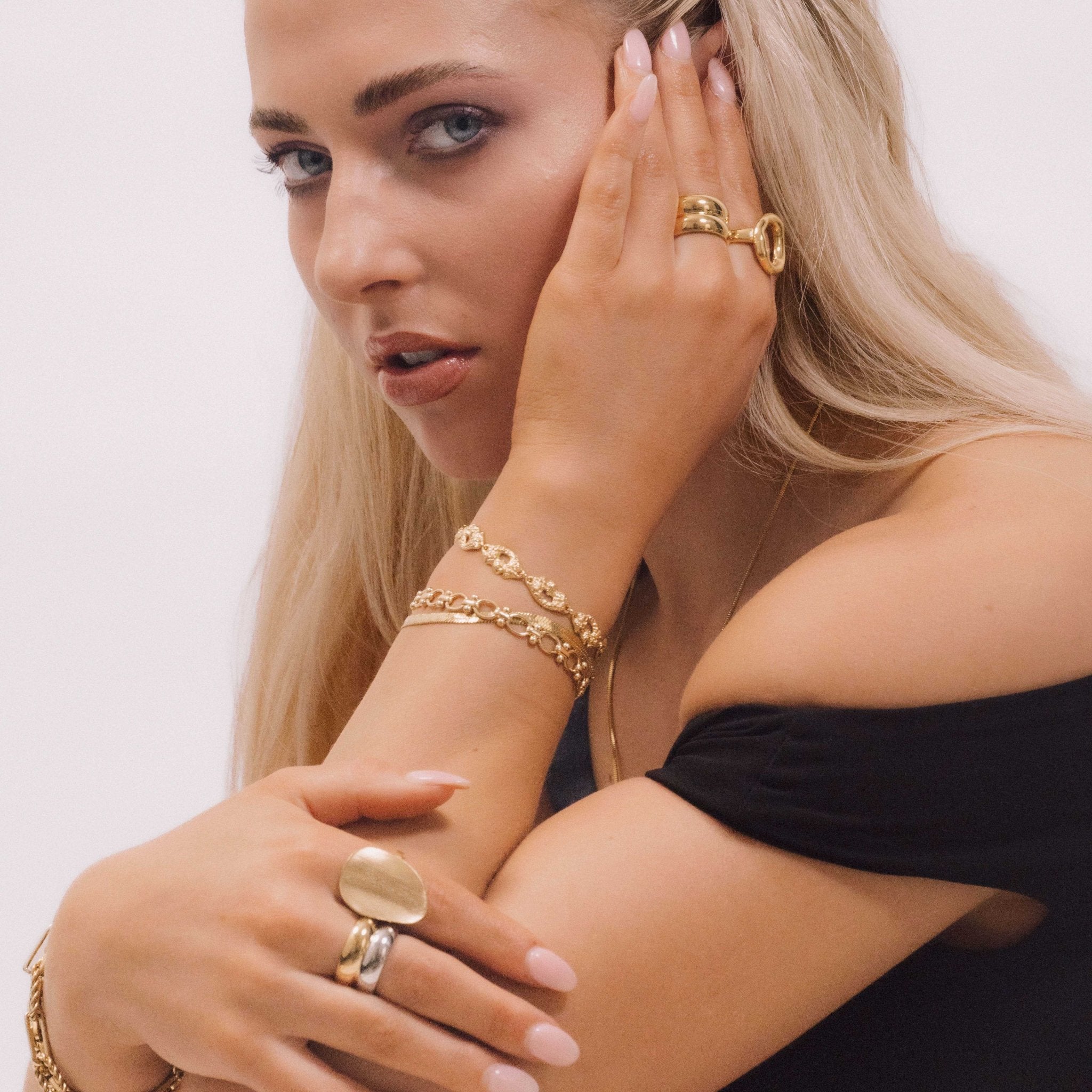 Molten Oval Chain Bracelet - Camile & Stone