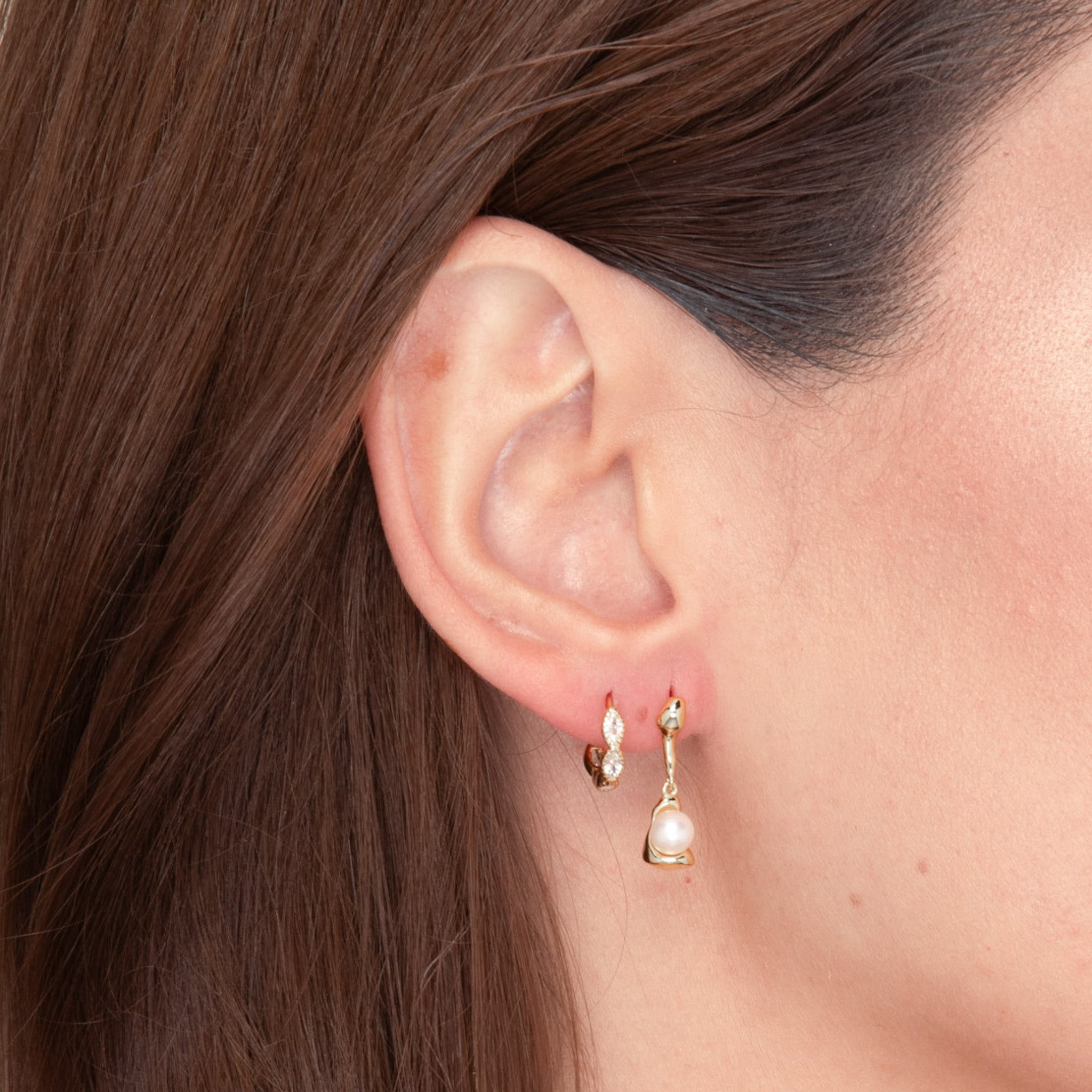 Molten Pearl Dangle Stud Earrings - Camile & Stone