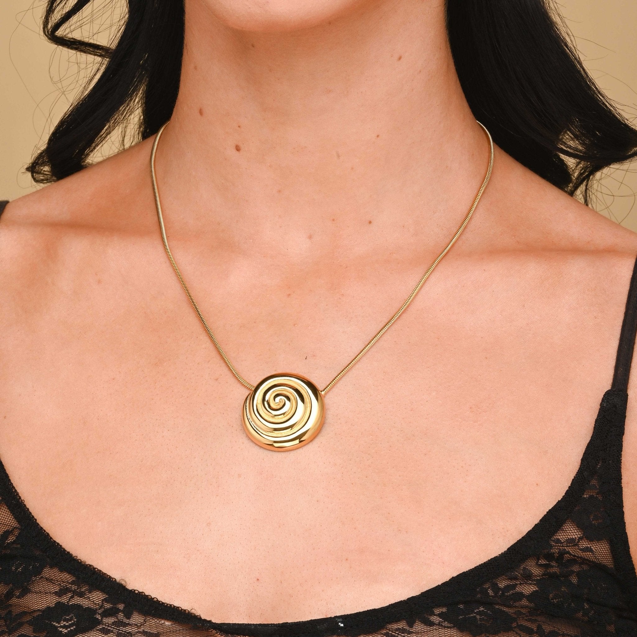 Monte Snake Chain Statement Necklace - Camile & Stone