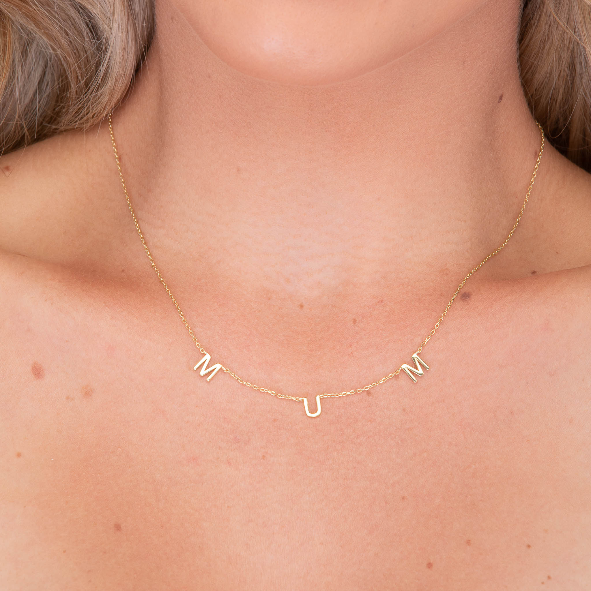 MUM Letter Initial Necklace - Camile & Stone