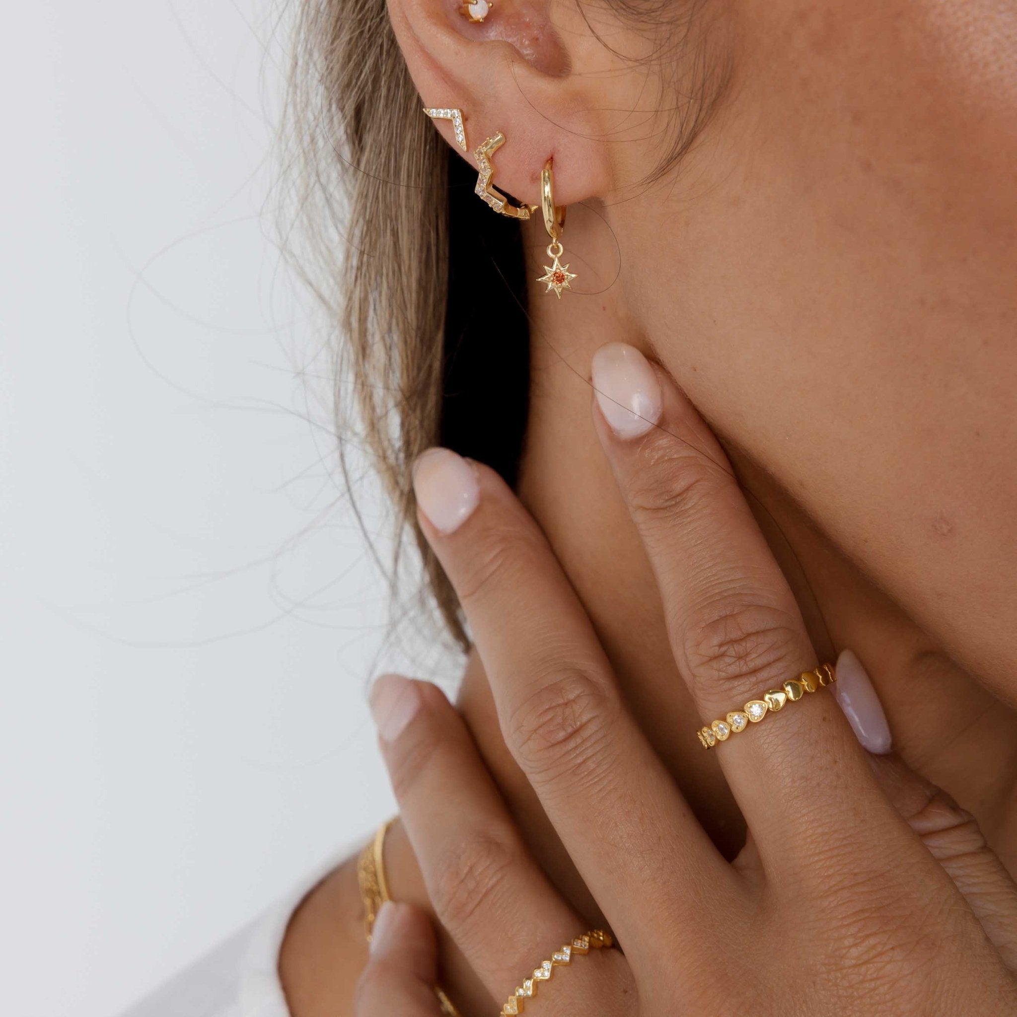 North Star Garnet Huggie Earrings - Camile & Stone