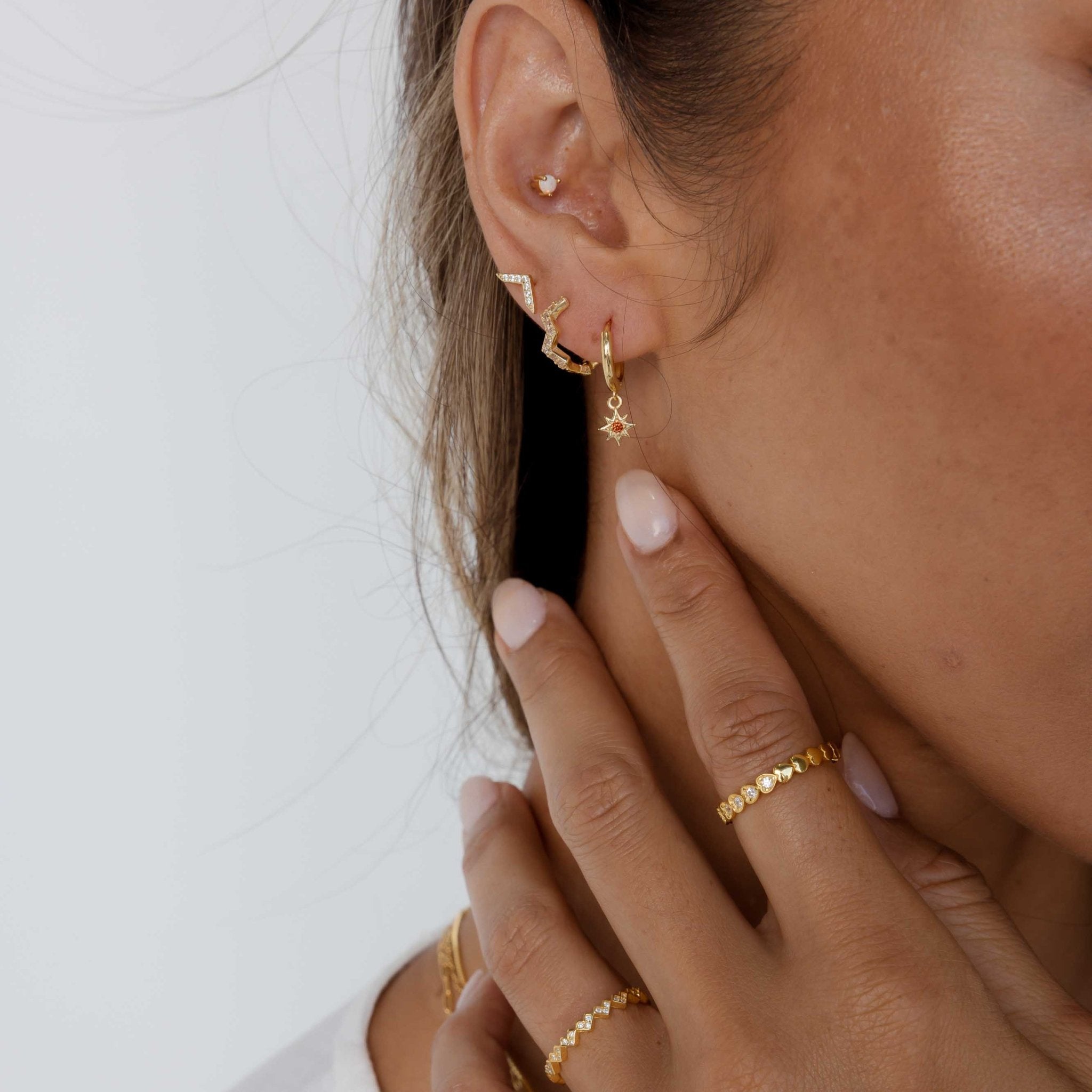 North Star Garnet Huggie Earrings - Camile & Stone