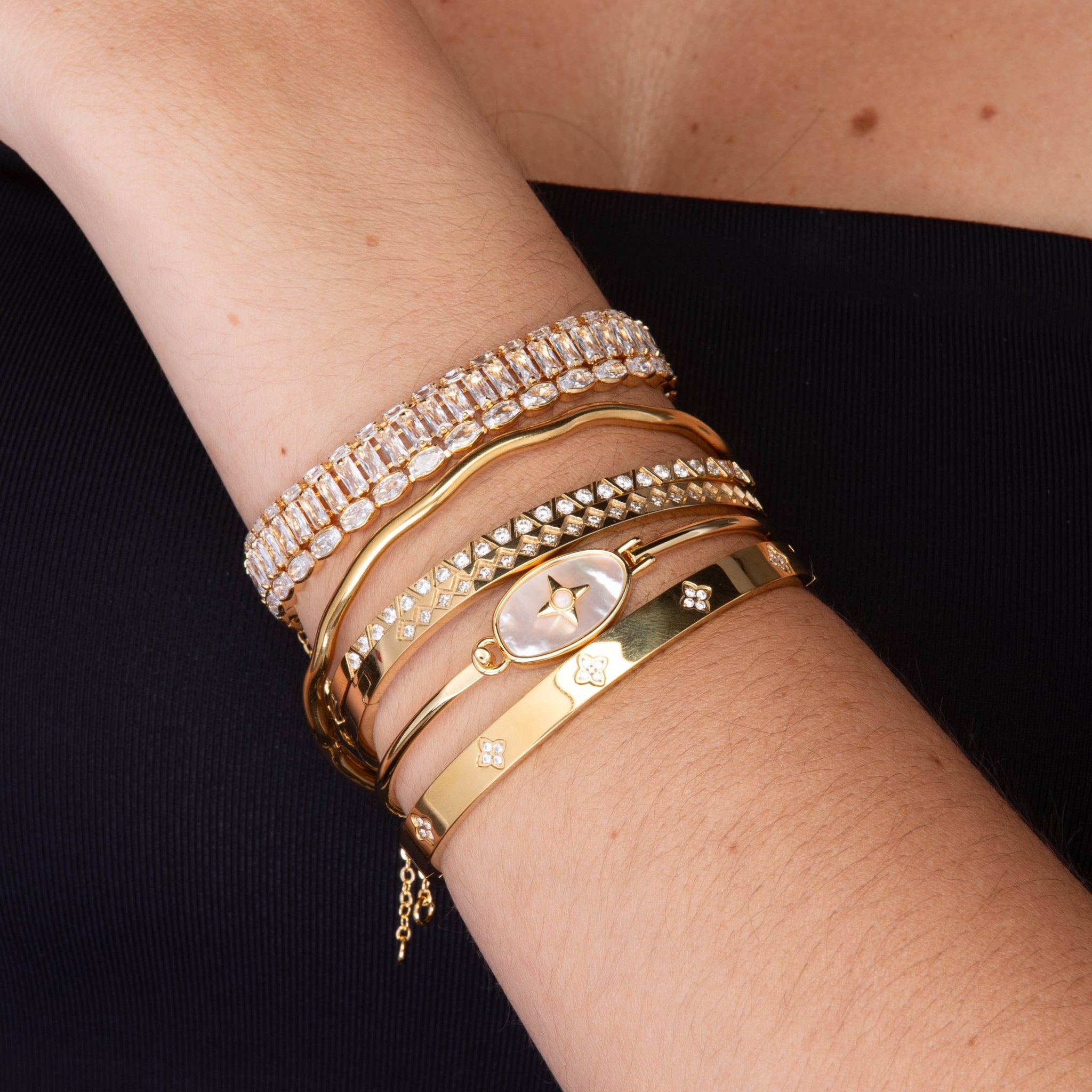 North Star Oval MOP Bangle Bracelet - Camile & Stone