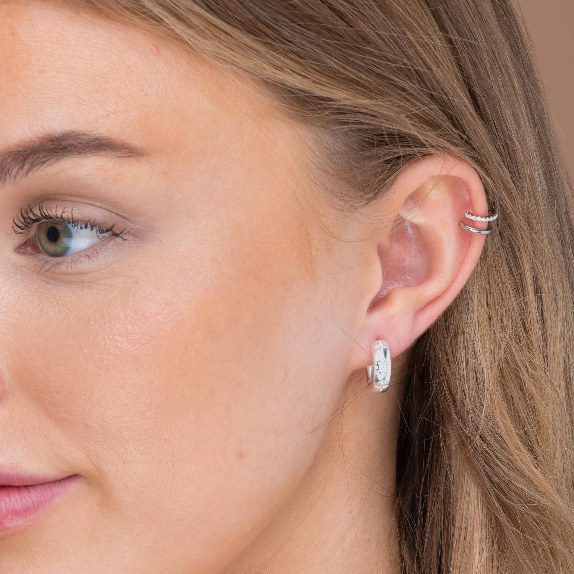 North Star Thick Huggie Earrings - Camile & Stone