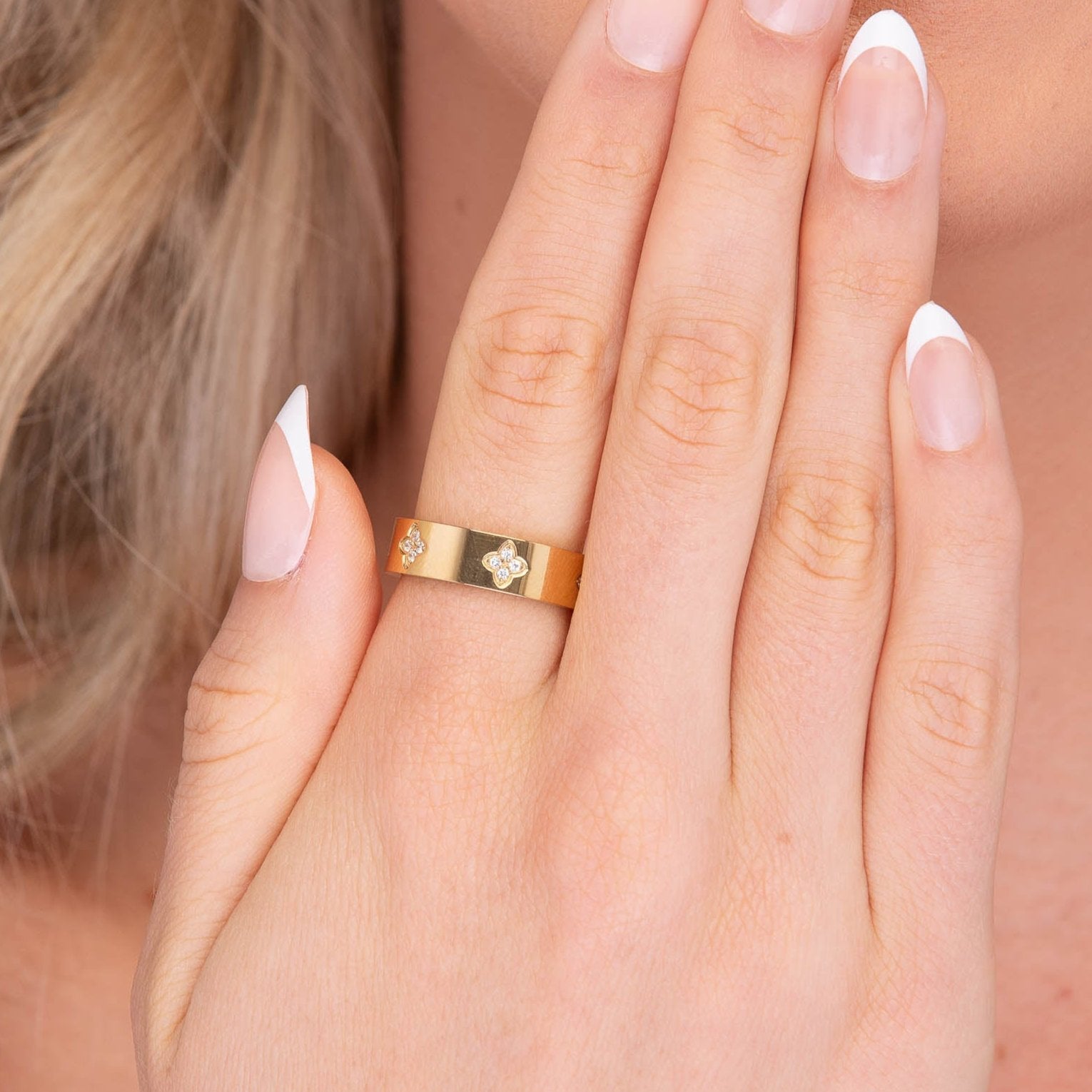 Statement Clover Sapphire Ring - Camile & Stone