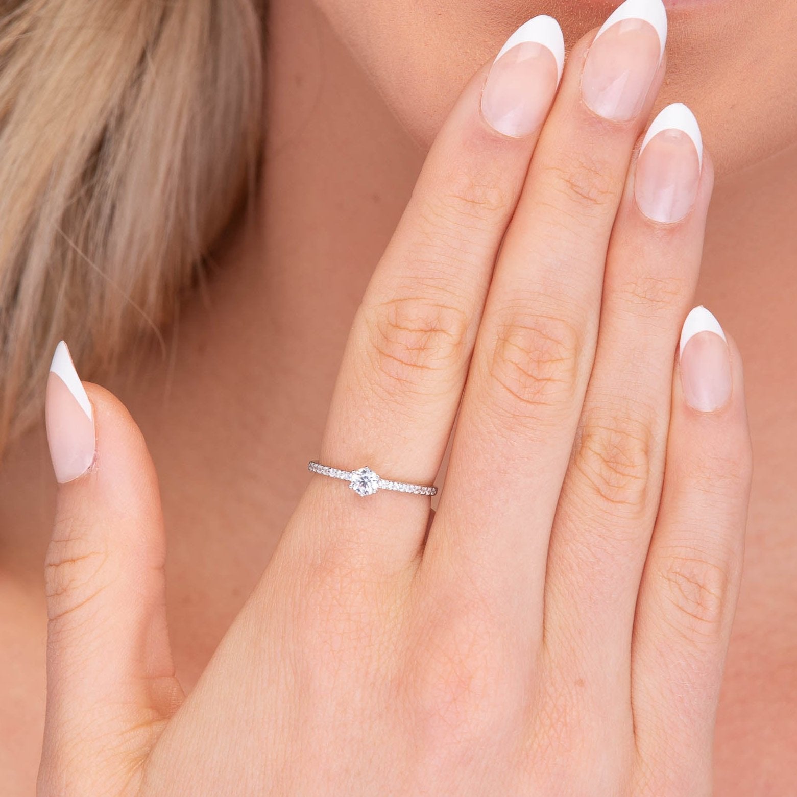 The Mirage Round Sapphire Engagement Ring - Camile & Stone