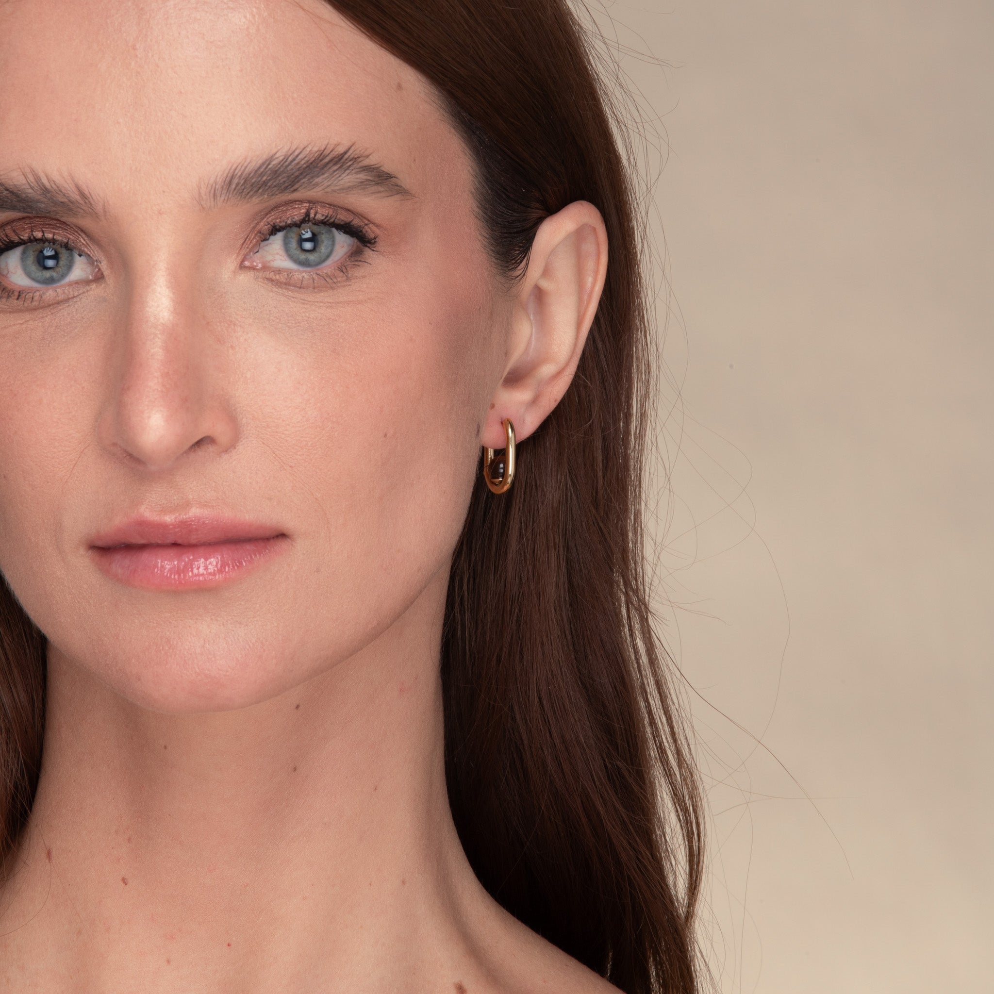 Zoey Huggie Hoop Earrings - Camile & Stone