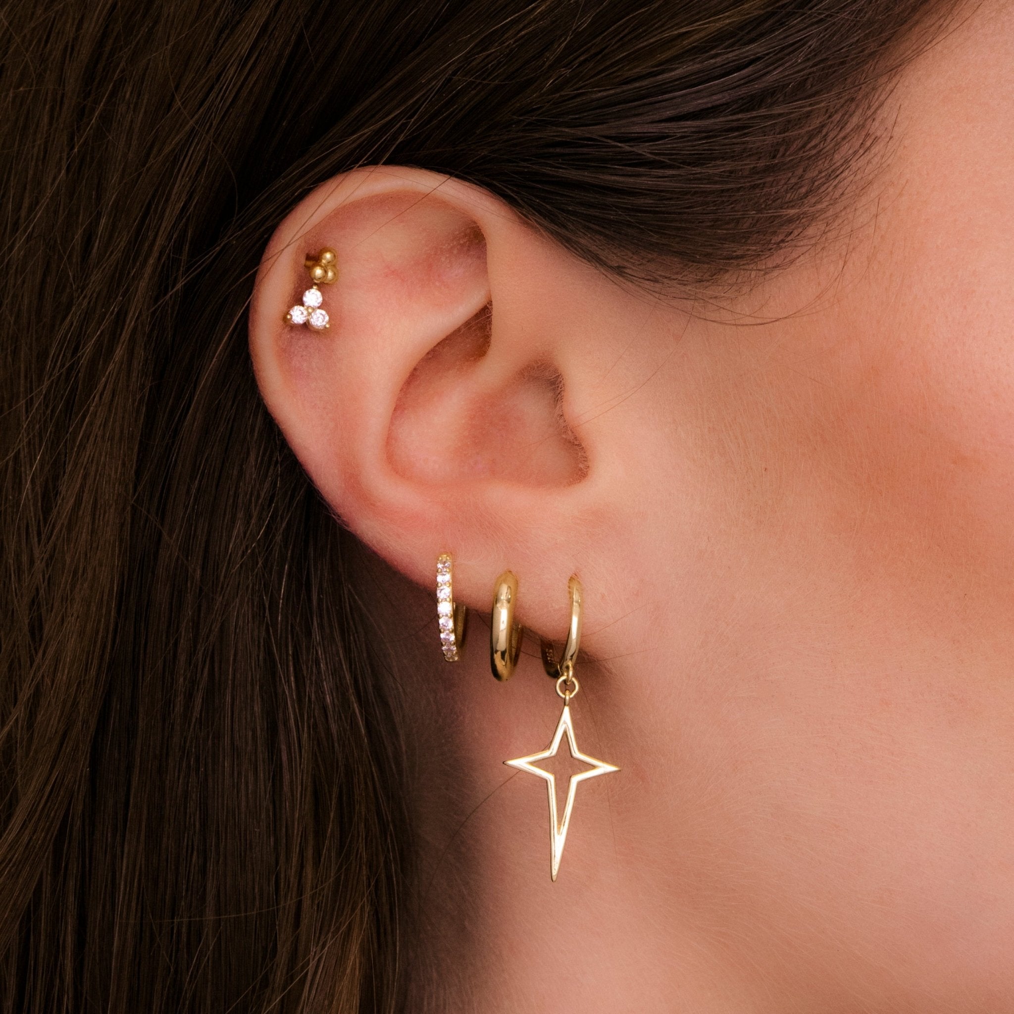 Black Lotus Sapphire Stud Earrings - Camile & Stone