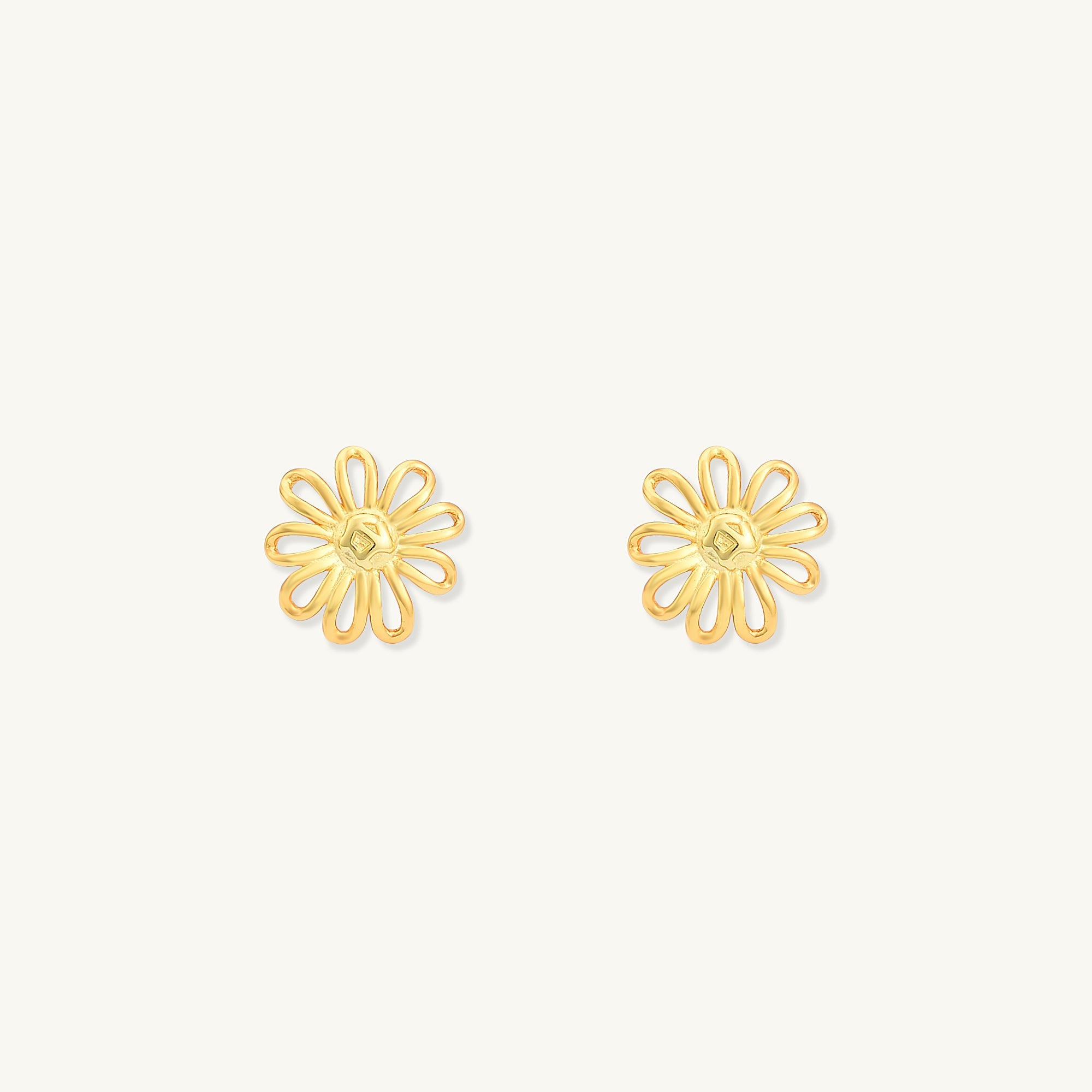 Daisy Flower Stud Earrings - Camile & Stone