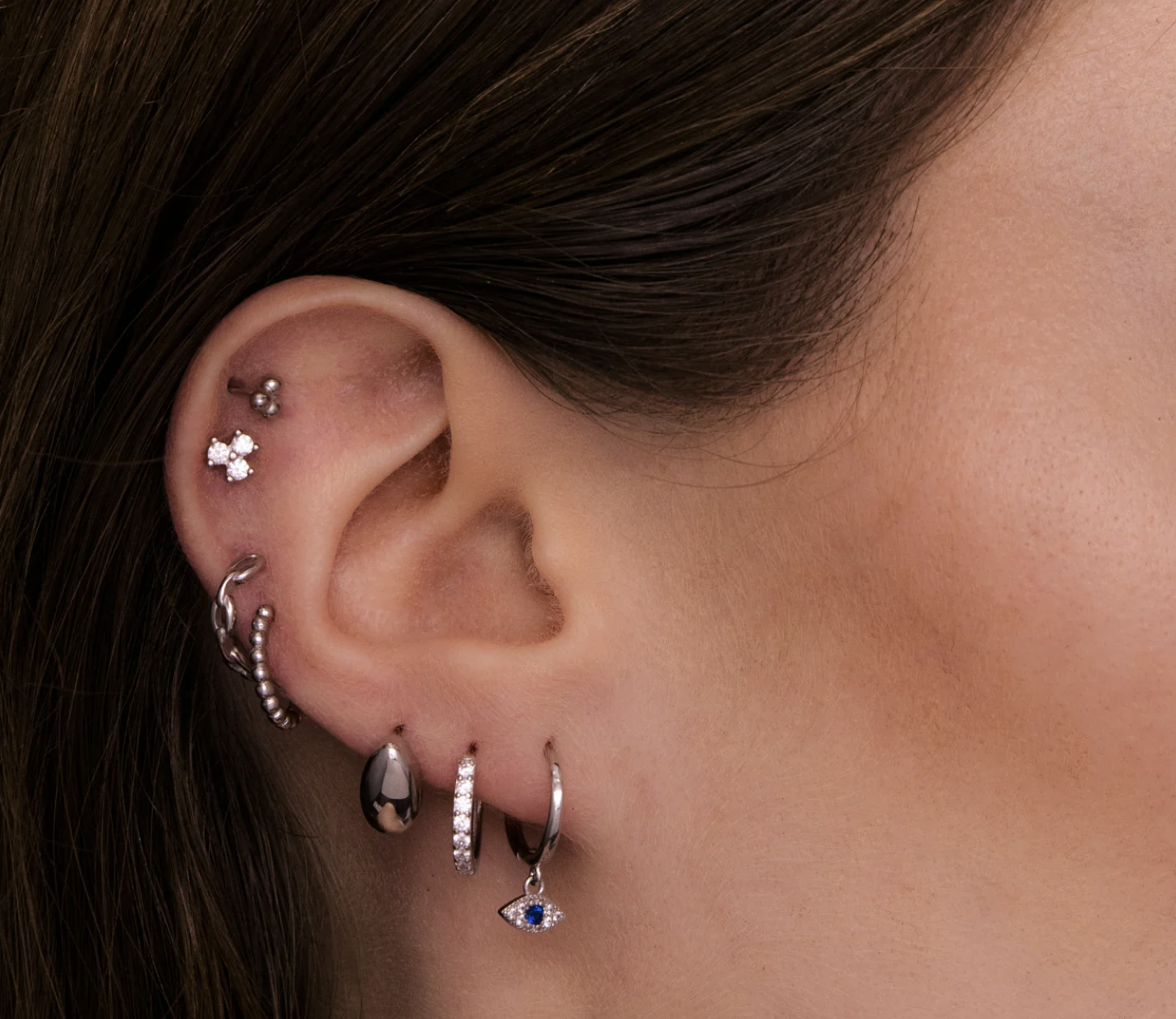 A Comprehensive Guide to Cartilage Earrings: Styles and Care Tips