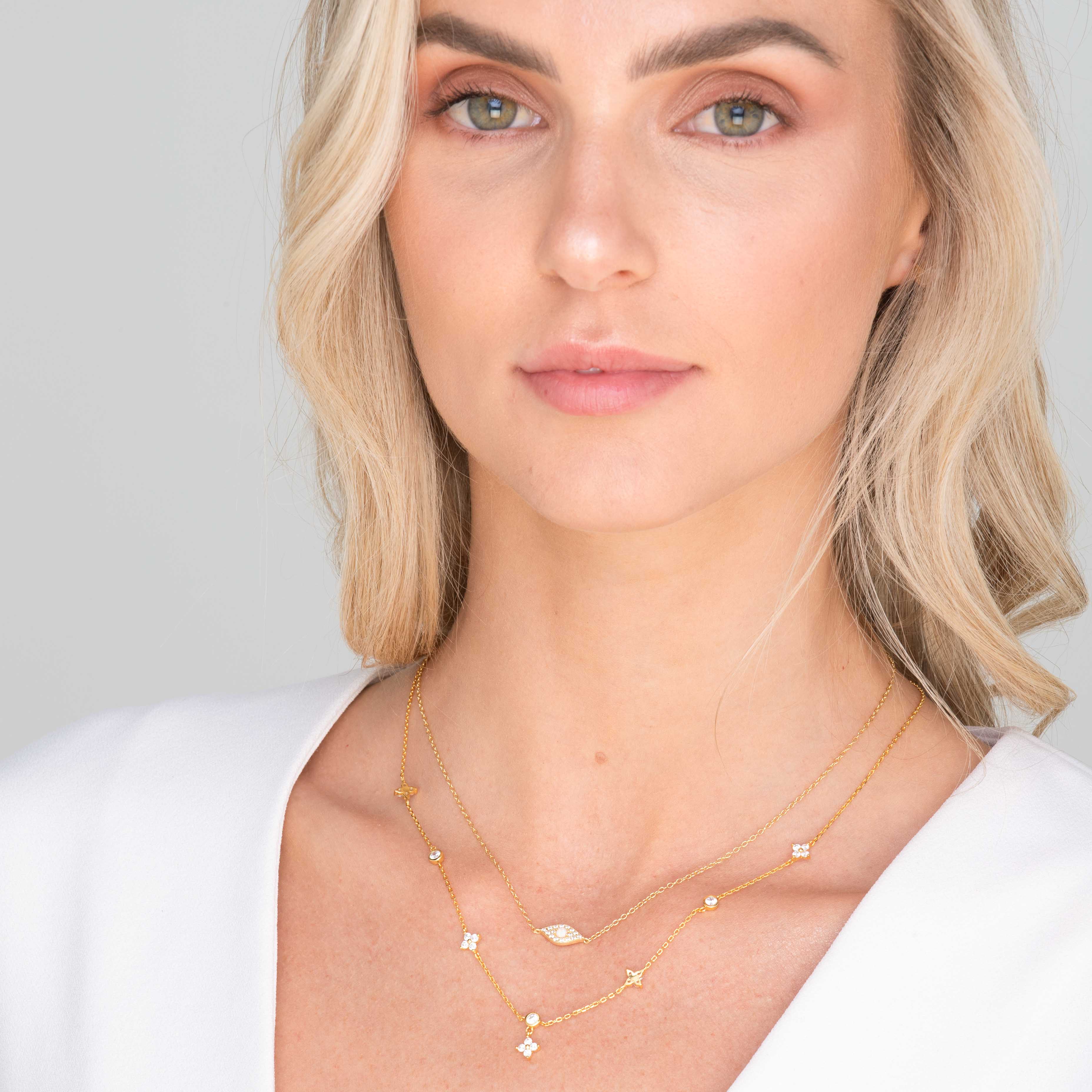 Clover Station Zirconia Chain Necklace