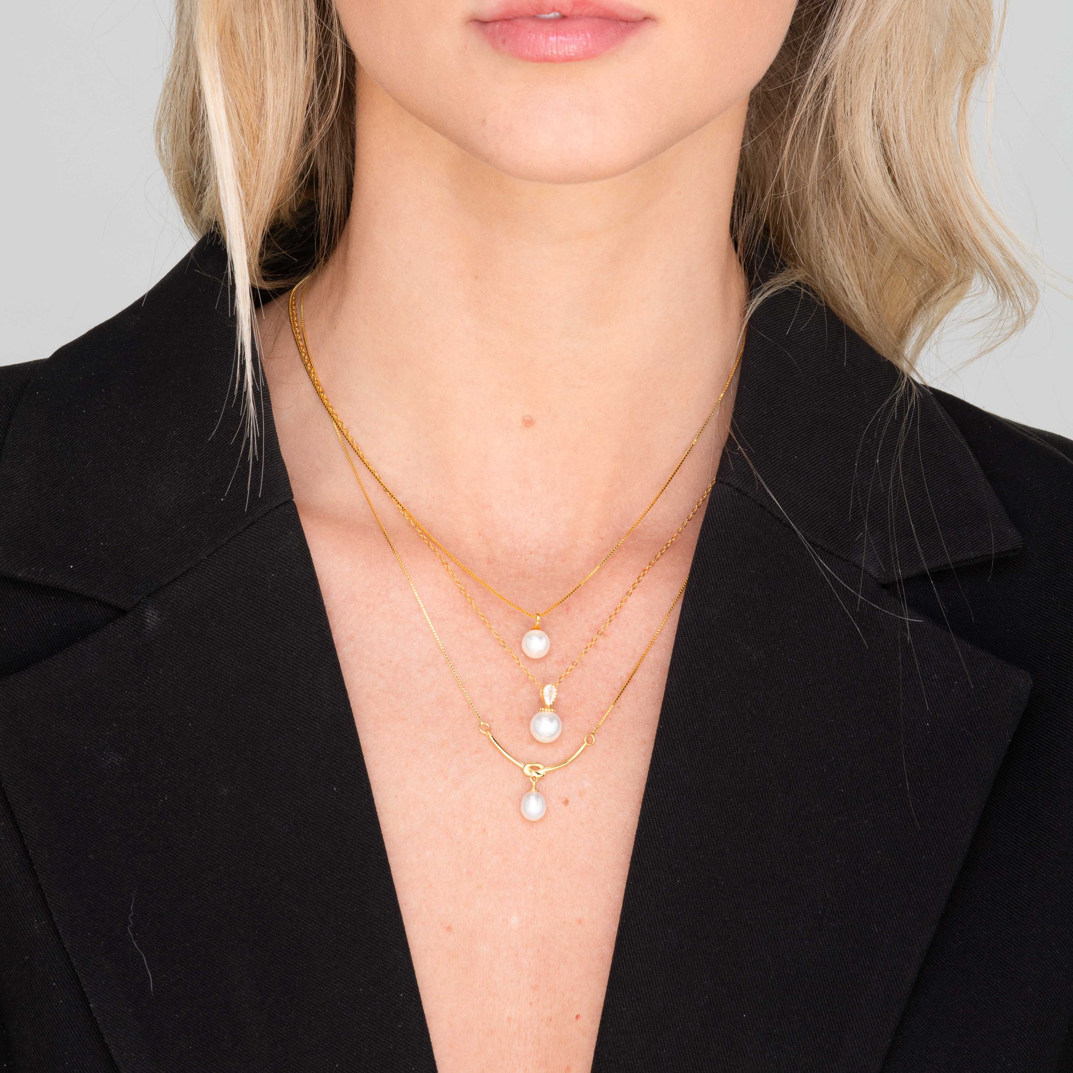 Classic Freshwater Pearl Drop Necklace