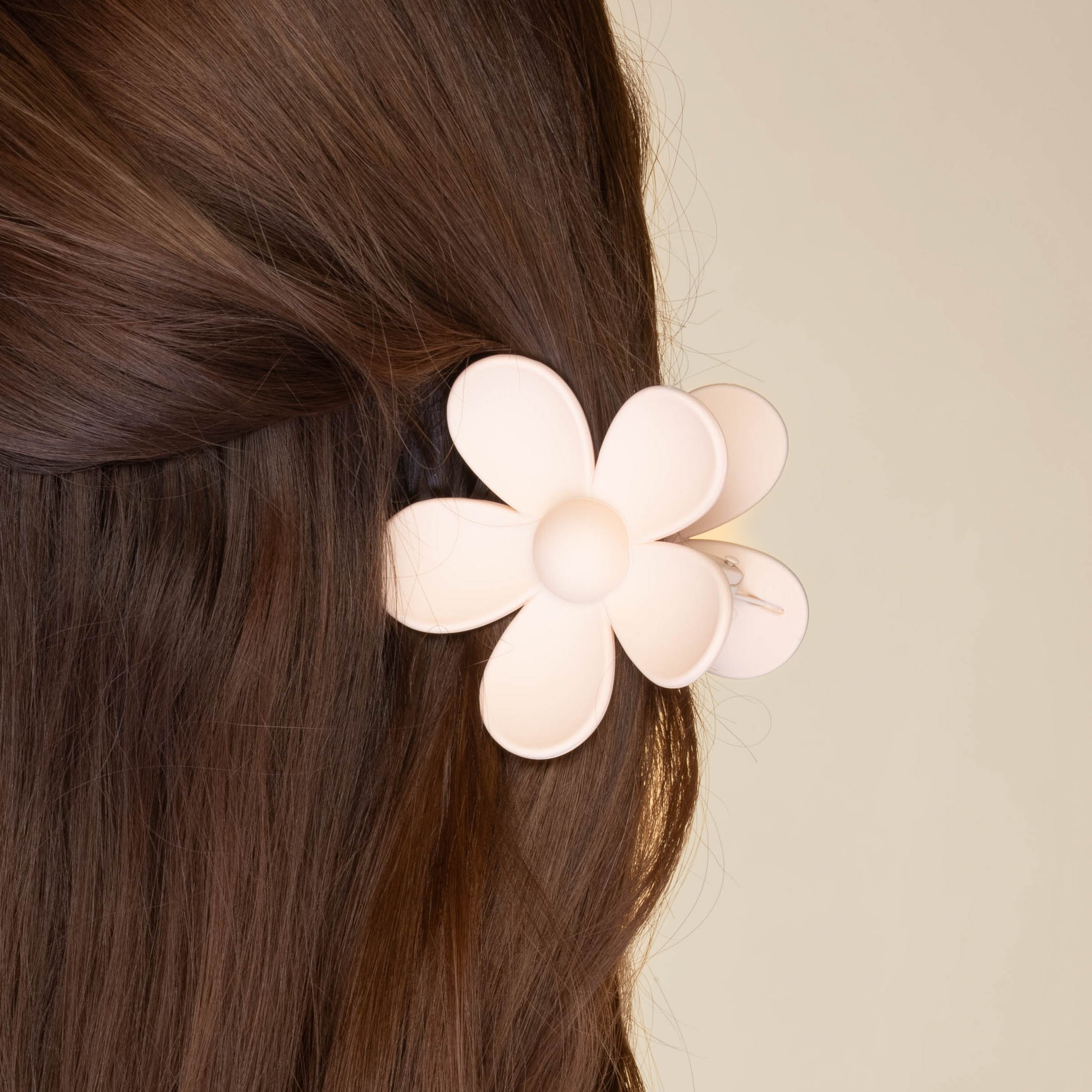 Flower Hawaiian Hair Claw Clip