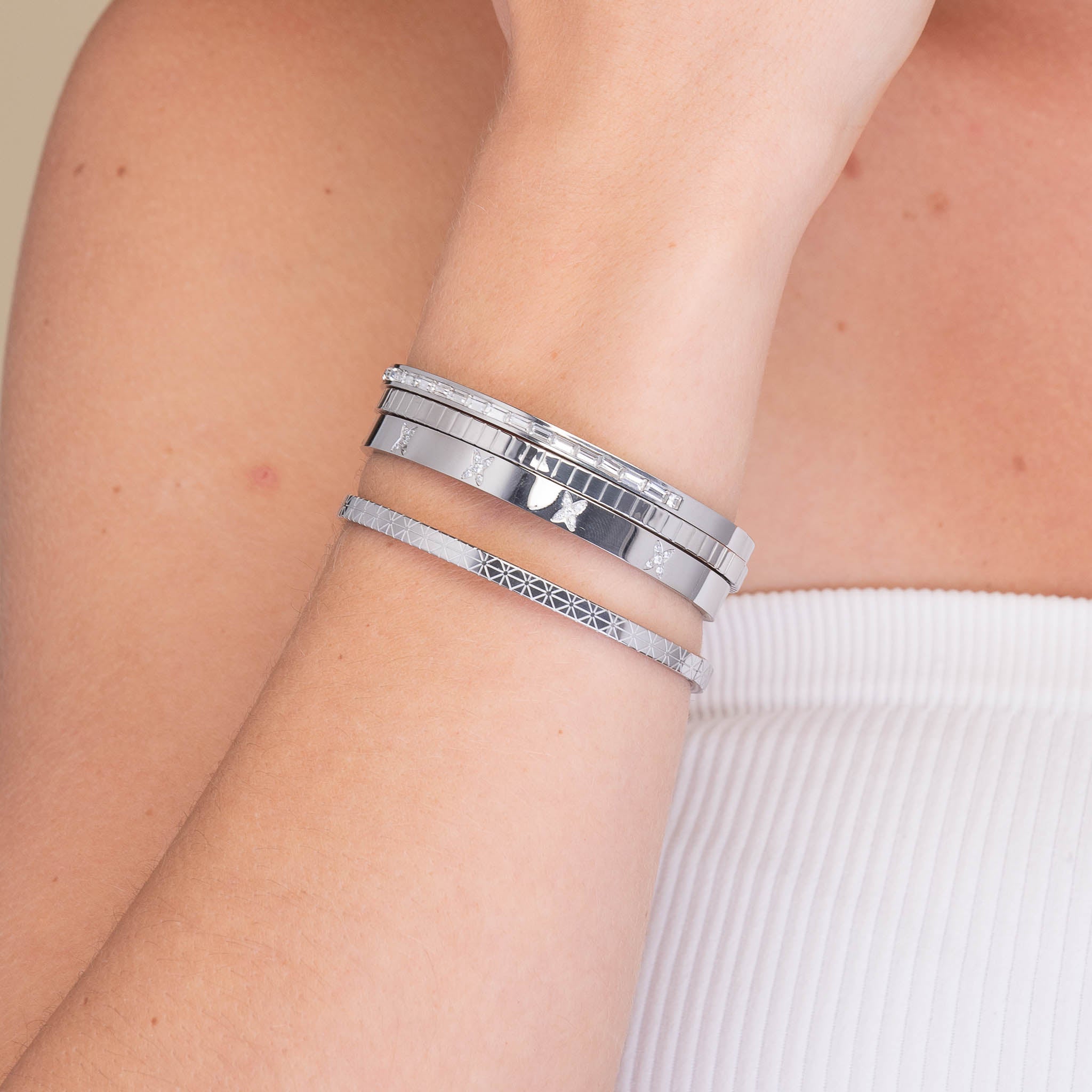 Starburst Geometric Hinged Bangle Bracelet