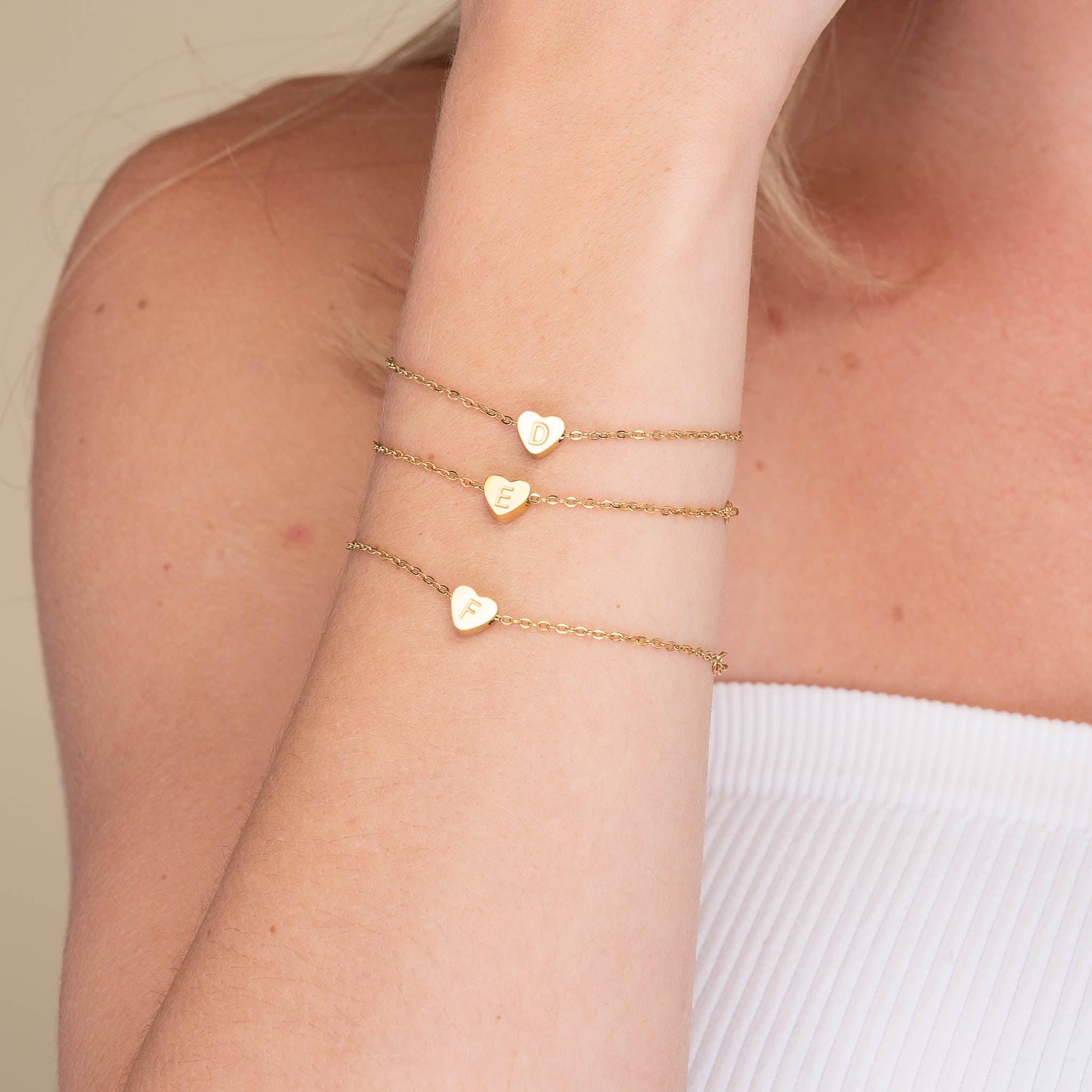 The Heart Pendant Initial Letter Bracelet