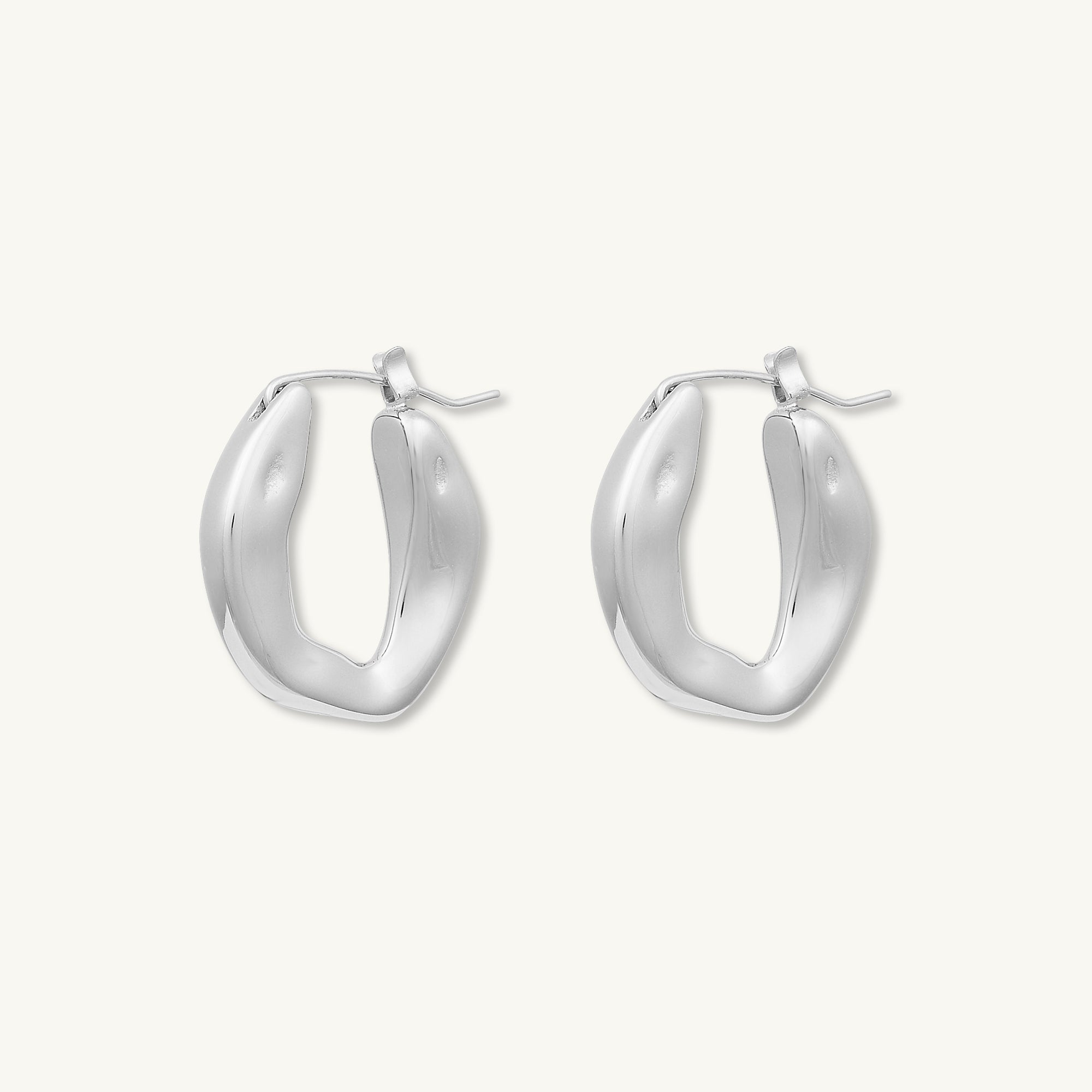 Noelle Hoop Earrings