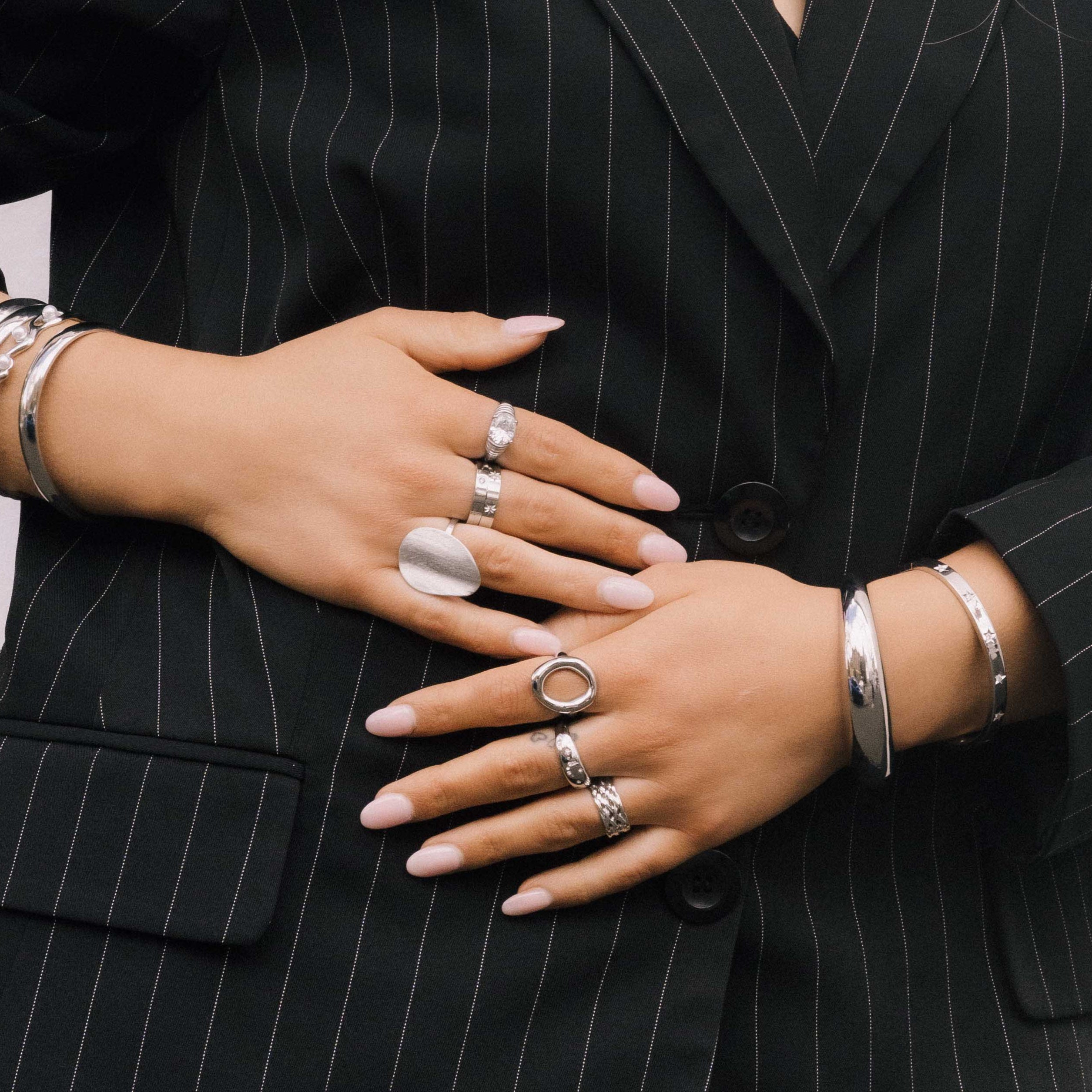 Eternity Loop Statement Ring