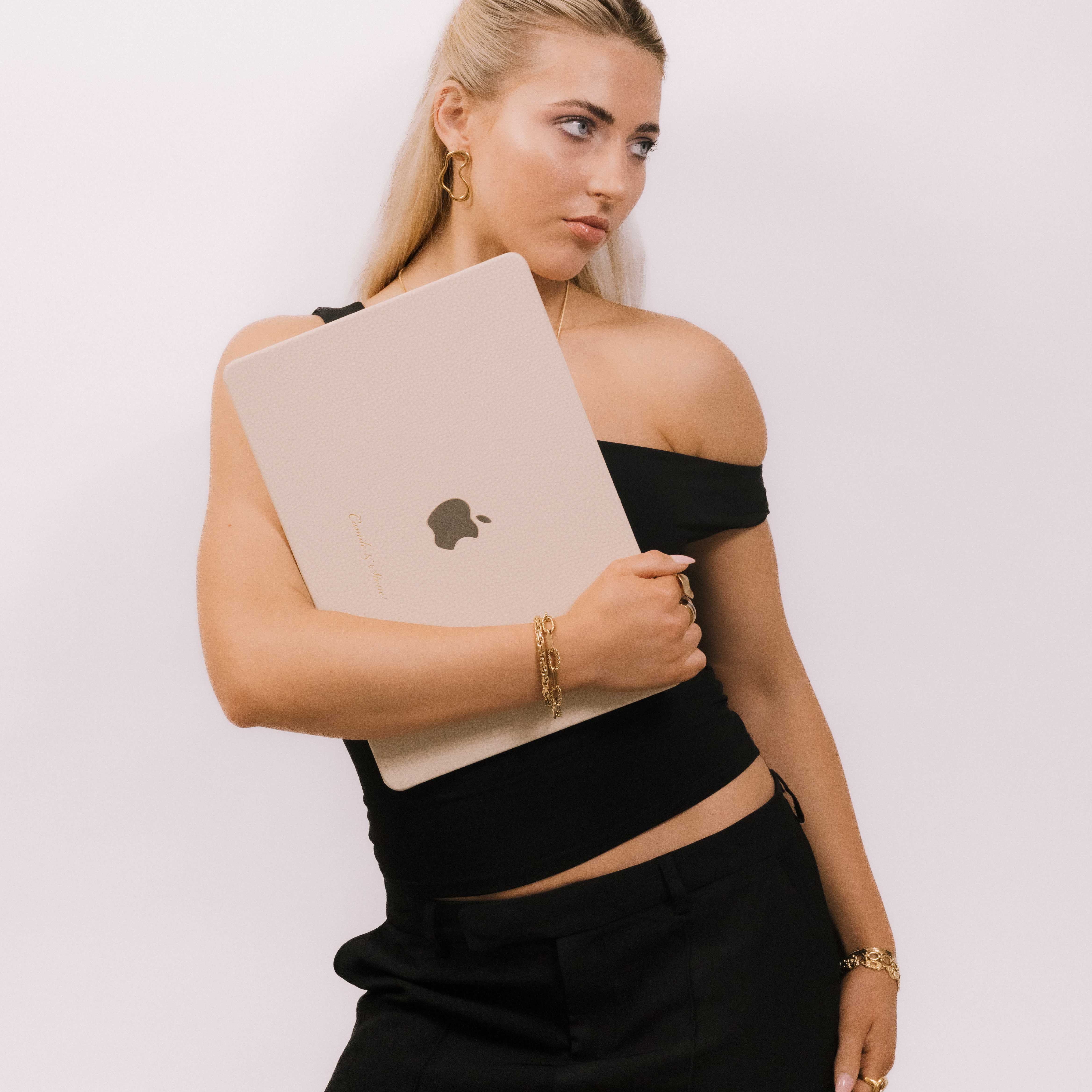 Beige Pebble Laptop Case [PRE-ORDER]