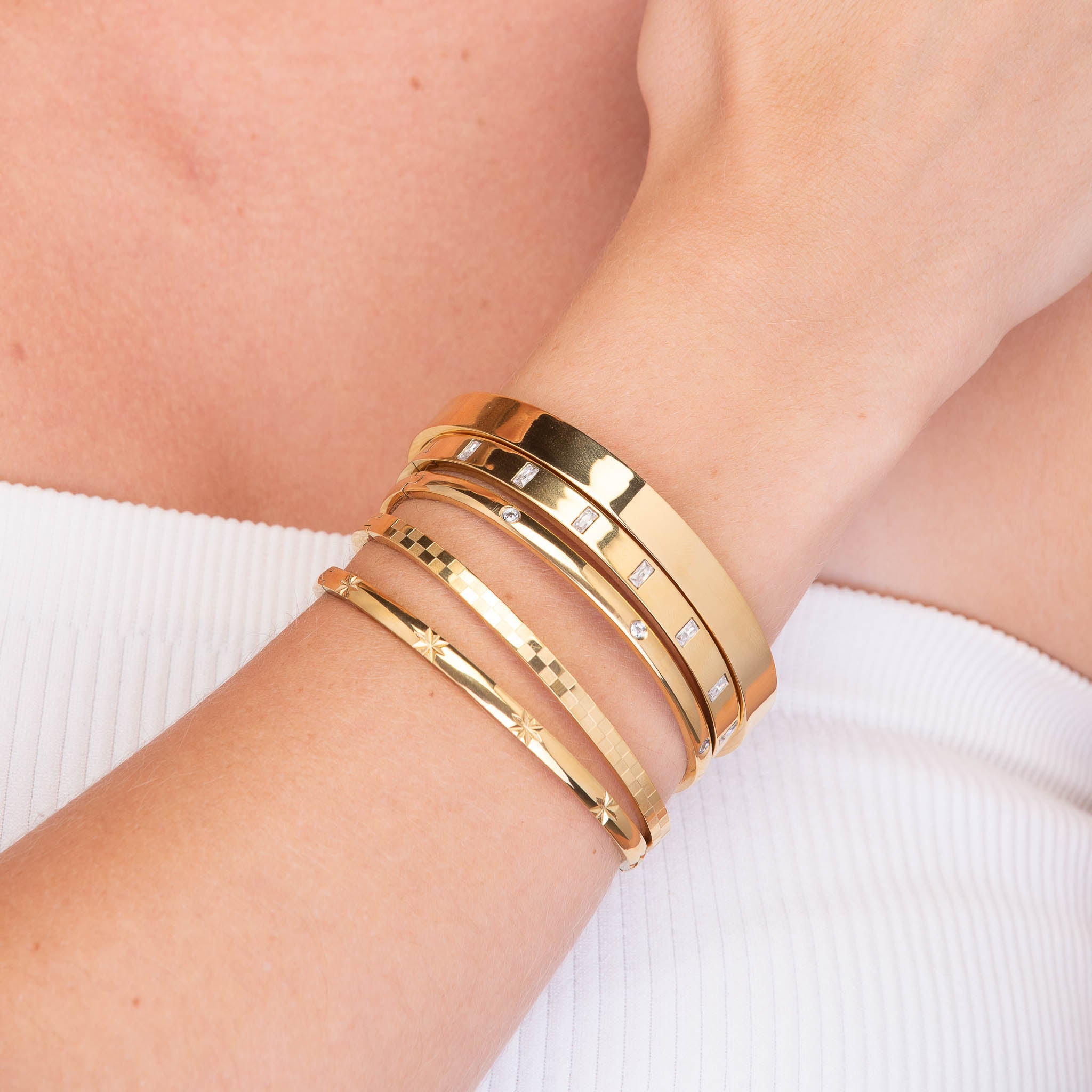 Checkered Hinged Bangle Bracelet - Camile & Stone